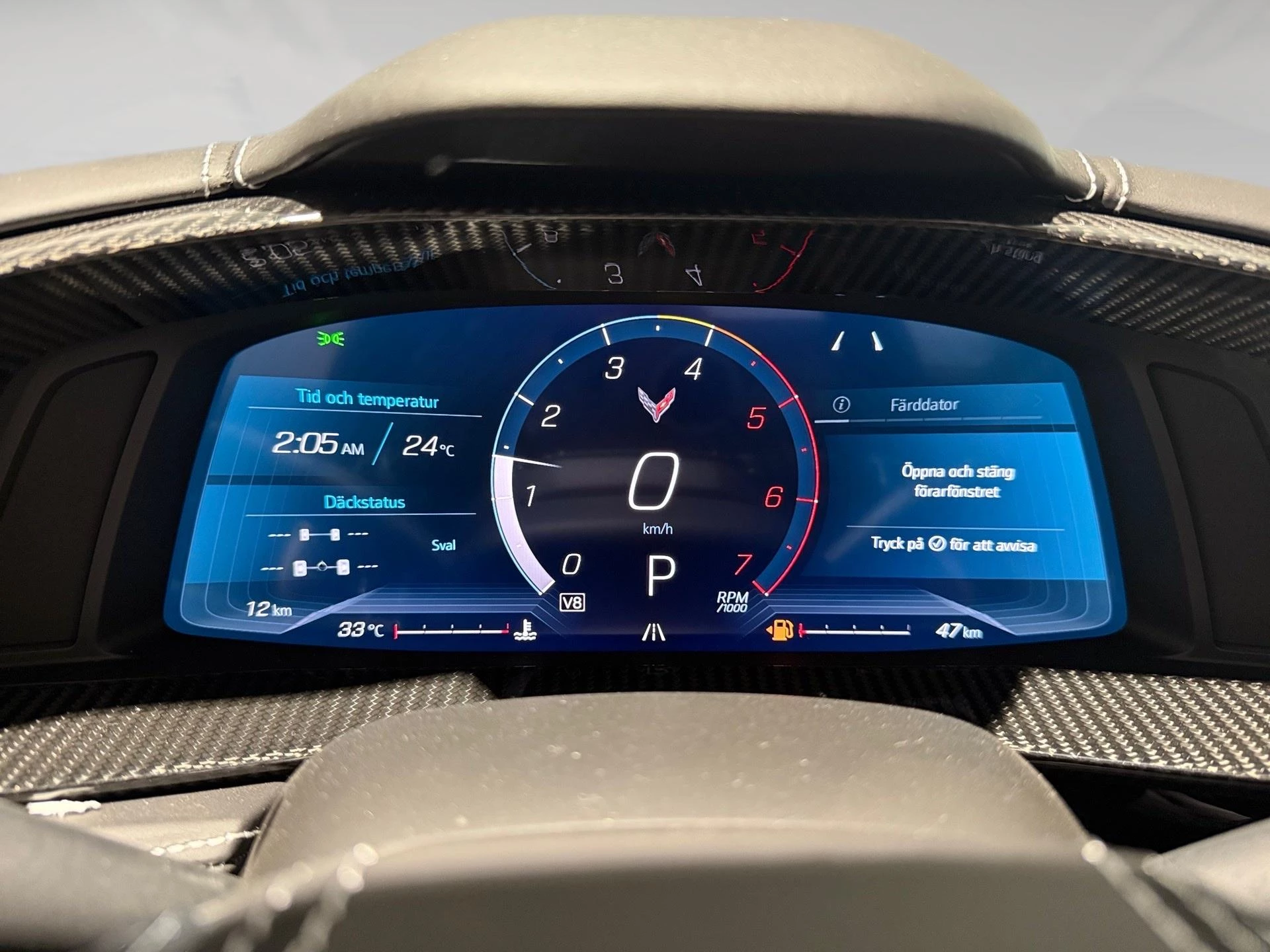 Chevrolet-Corvette-image-14