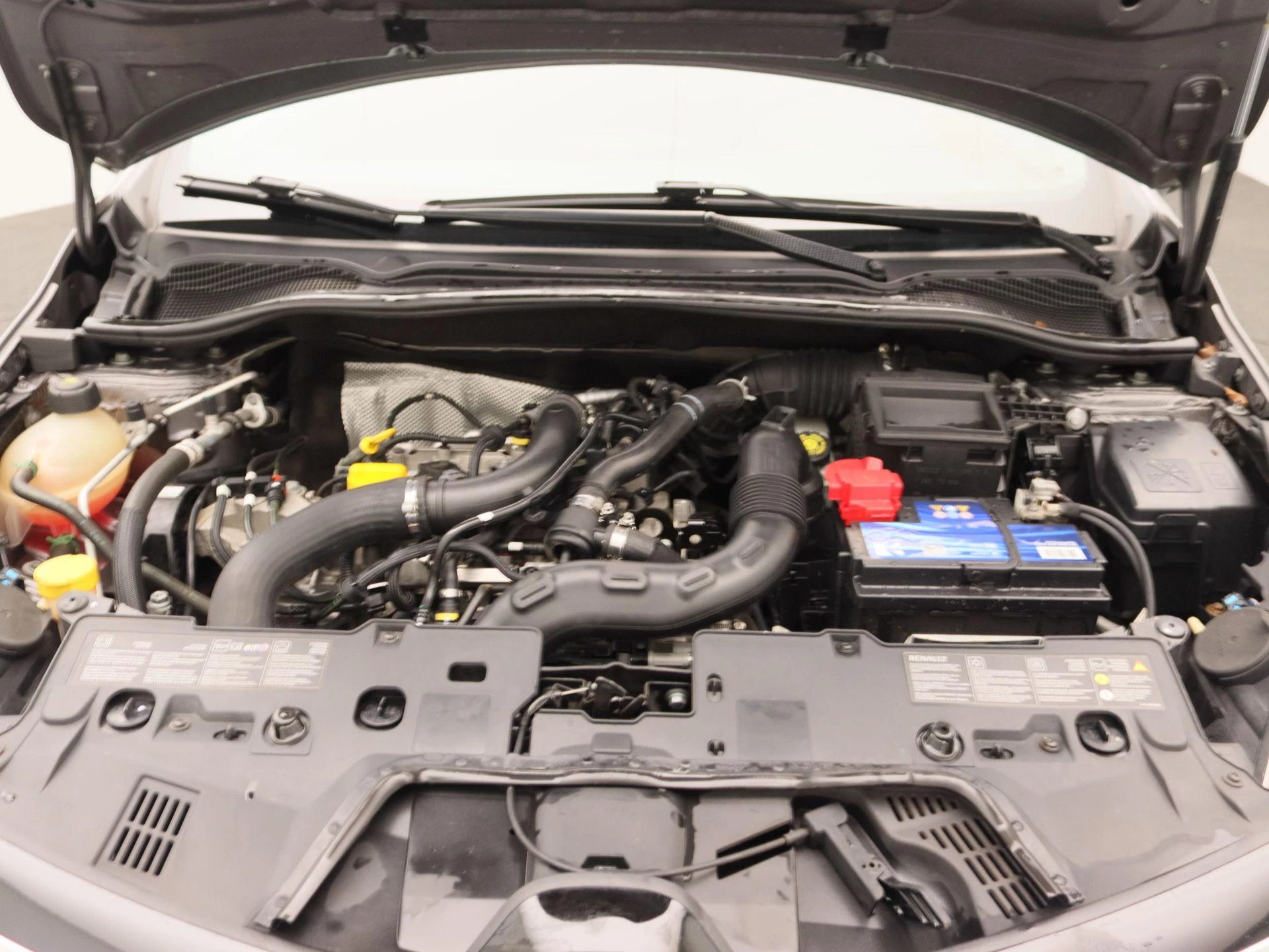 Renault-Clio-image-25