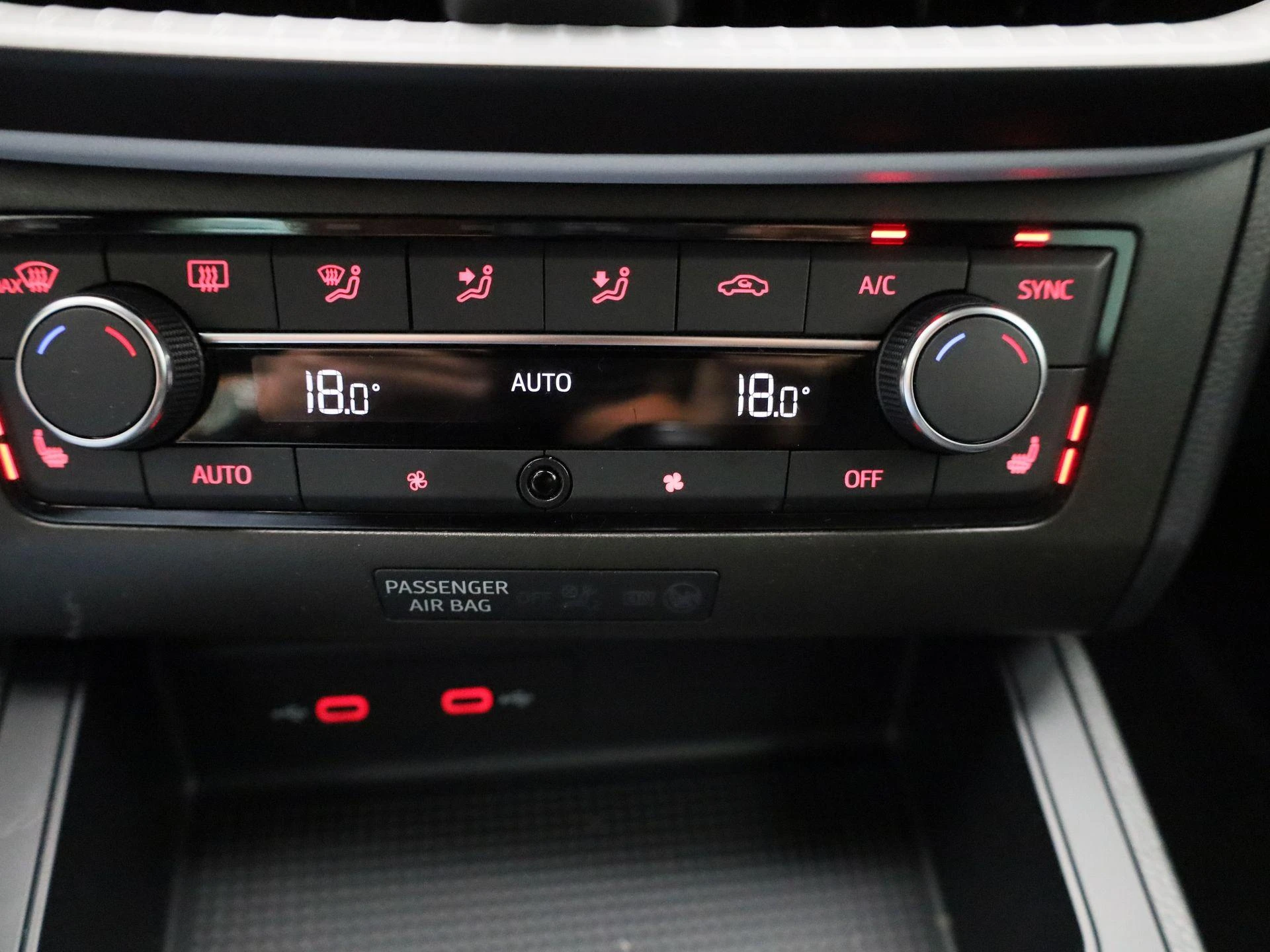 SEAT-Ibiza-image-19