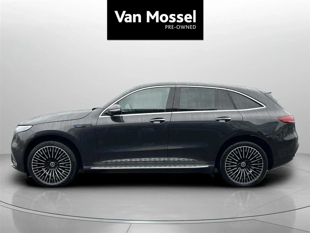 Mercedes-Benz-EQC-image-7