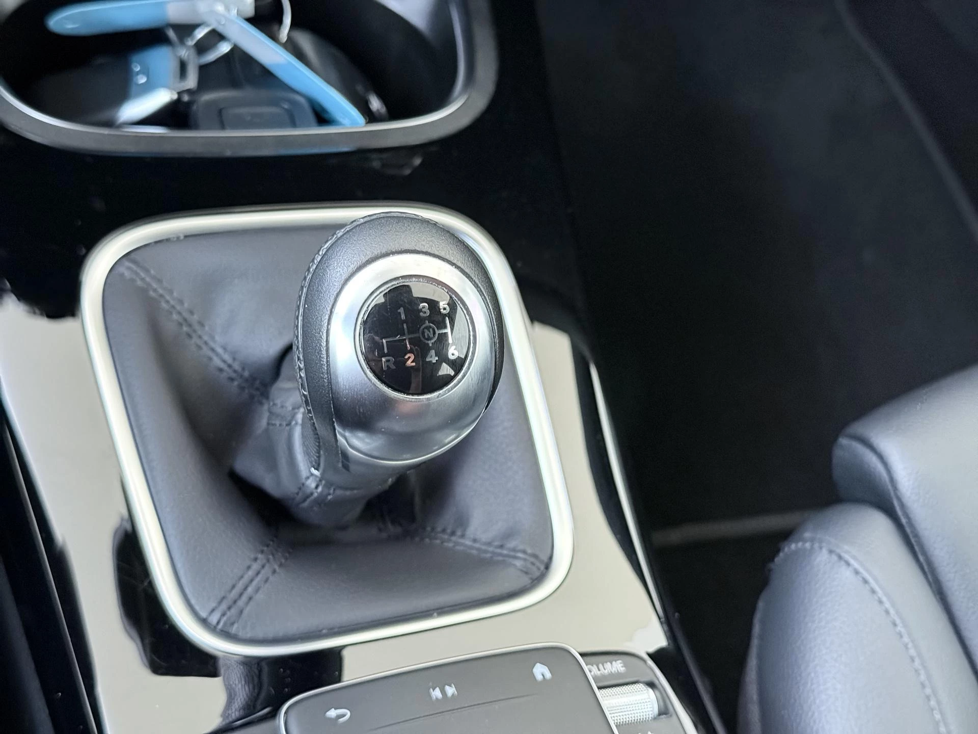 Mercedes-Benz-A-Klasse-image-15