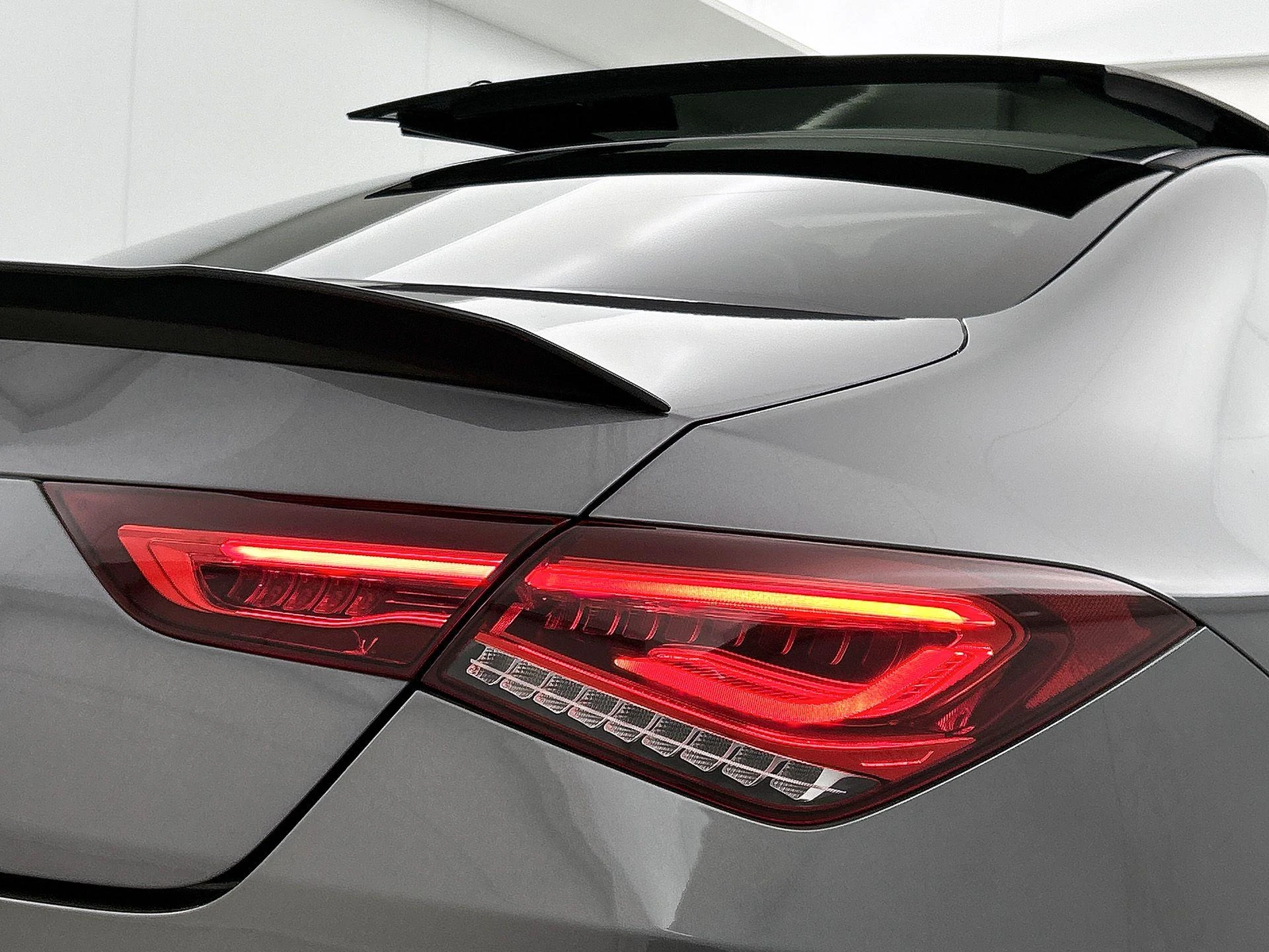 Mercedes-Benz-CLA-image-27