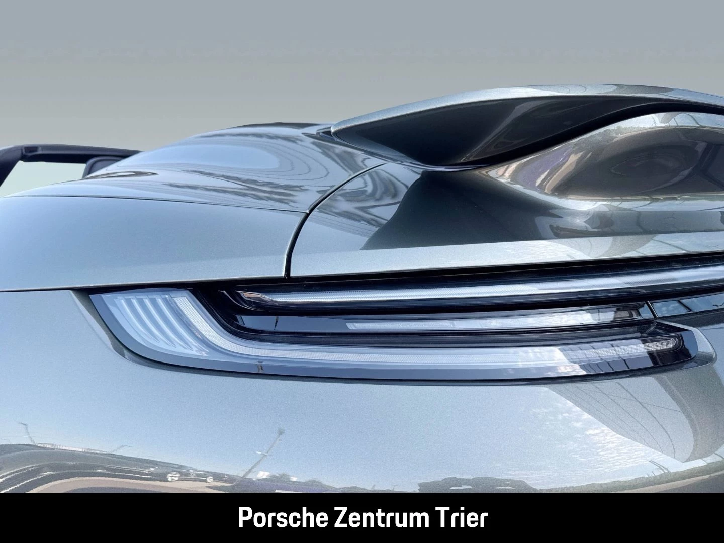 Porsche 911 992 Turbo Cabriolet Liftsystem-VA Sportabgas turbo