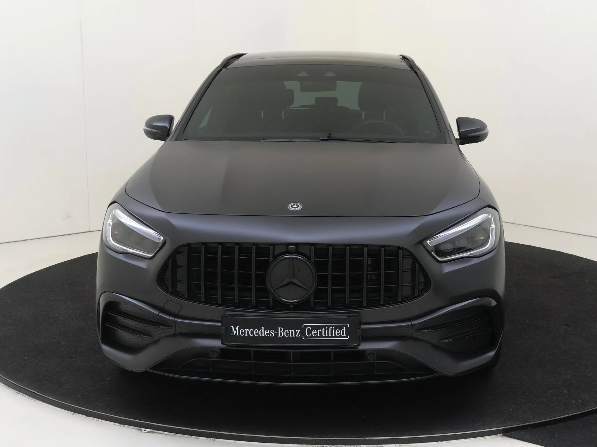 Mercedes-Benz-GLA-image-6