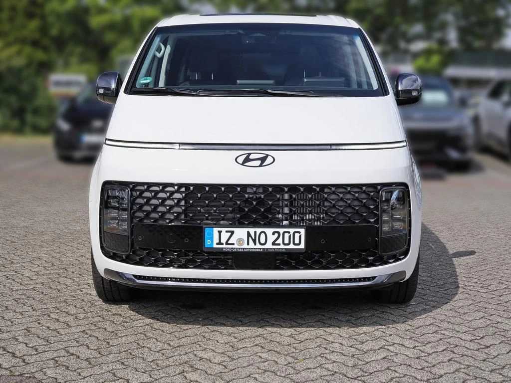 Hyundai-Staria-image-2