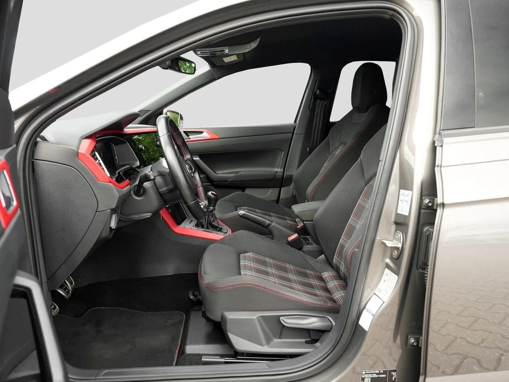 Volkswagen Polo GTI 2.0 TSI 6-Gang Schalter *LED*Navi*BEATS Audio*Climatronic*Sitzhzg*Digi-Cockpit*PDC*uvm...