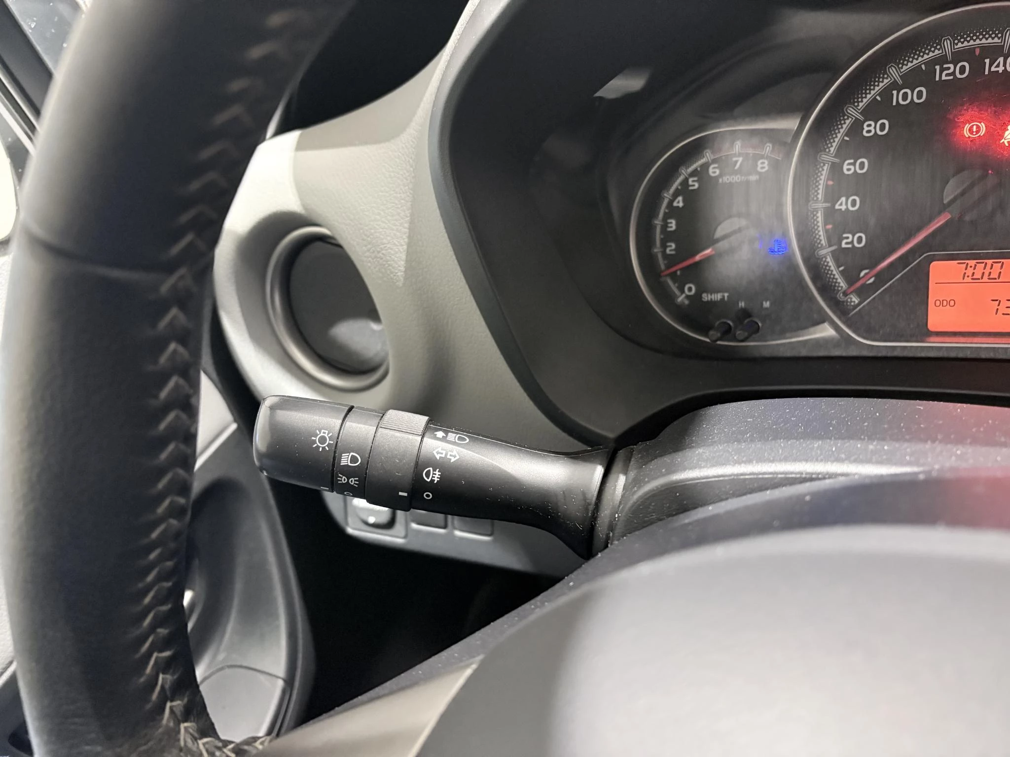 Toyota-Yaris-image-13