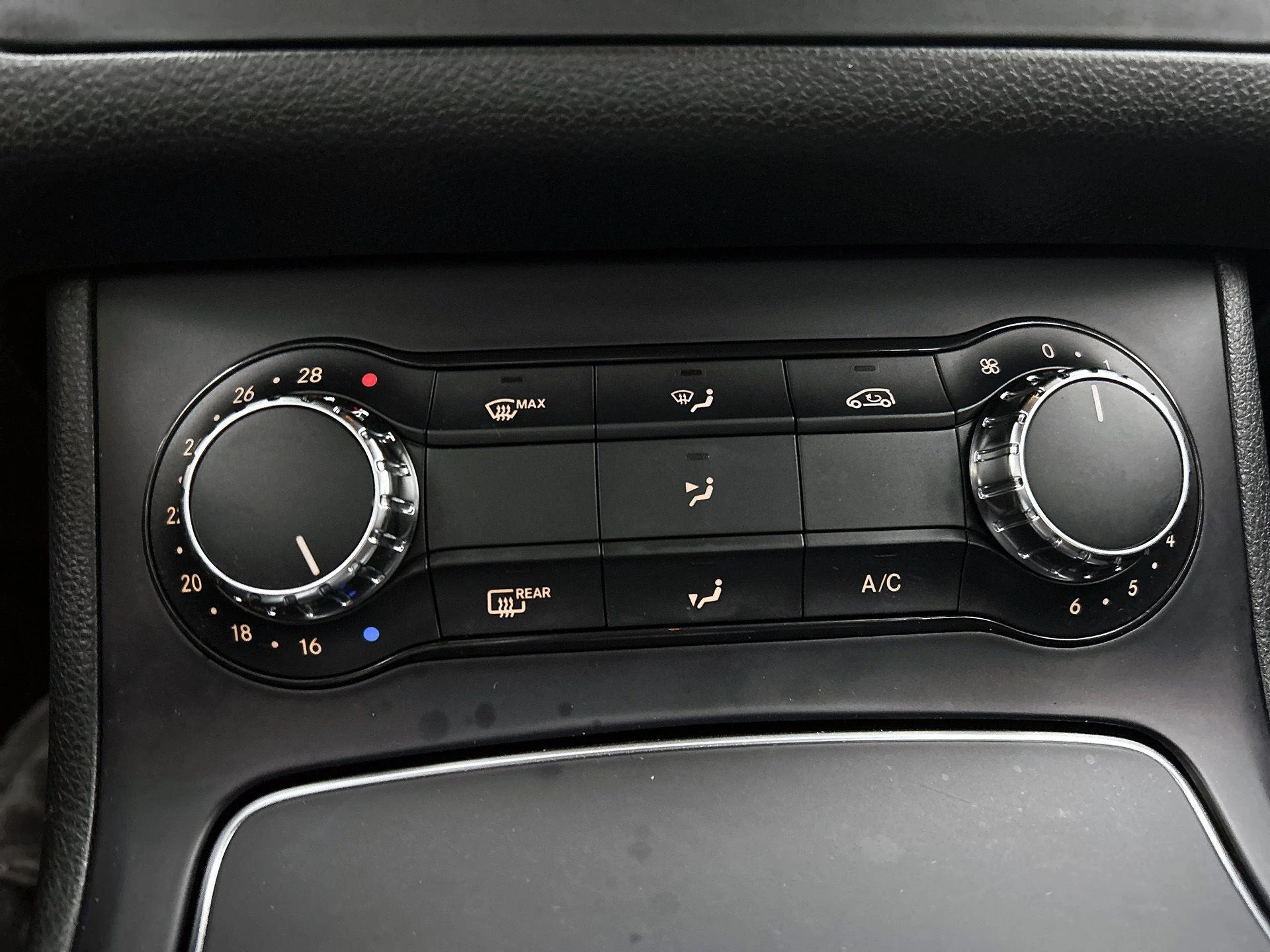 Mercedes-Benz-B-Klasse-image-22