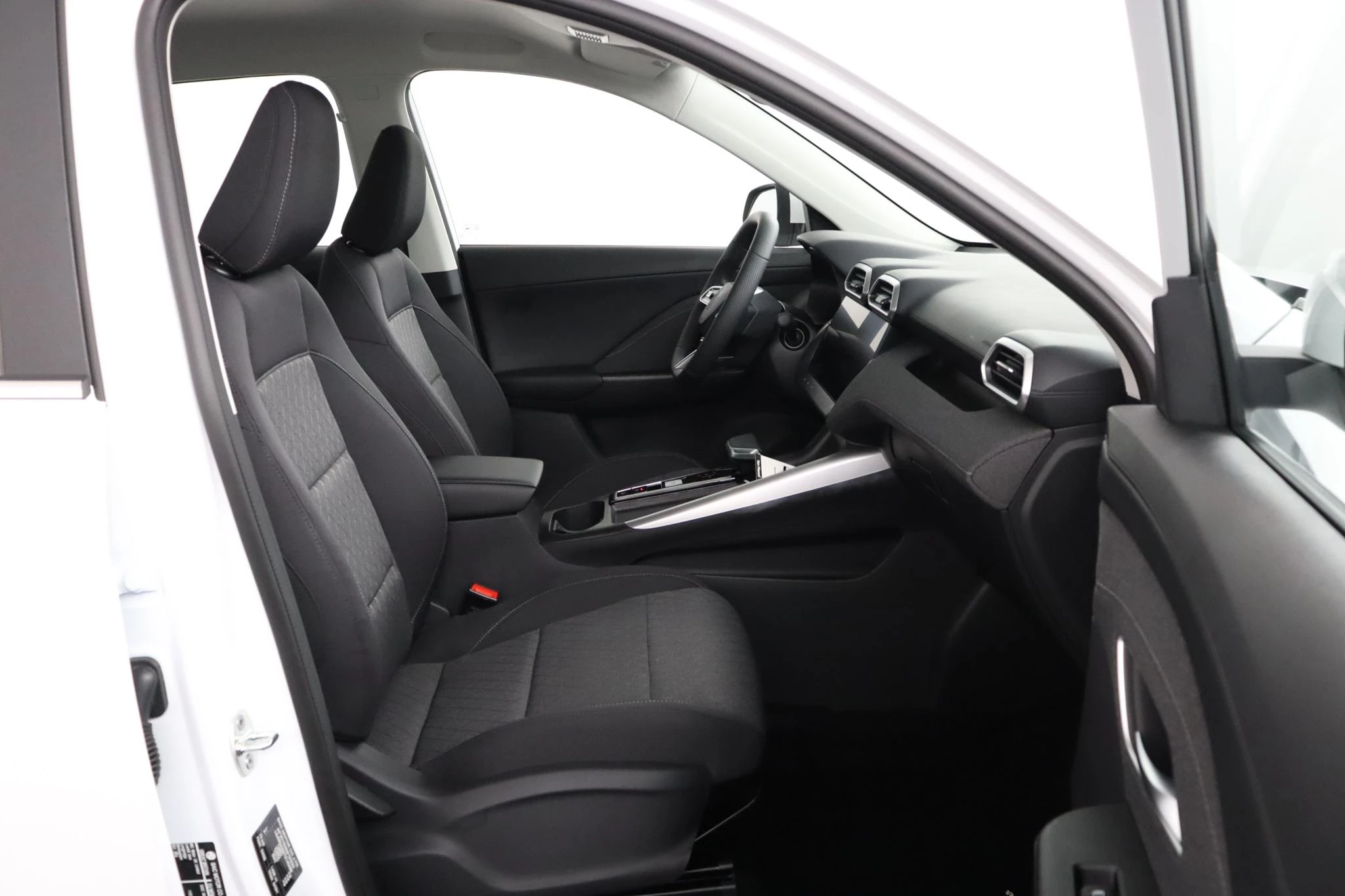 MG-ZS-image-17