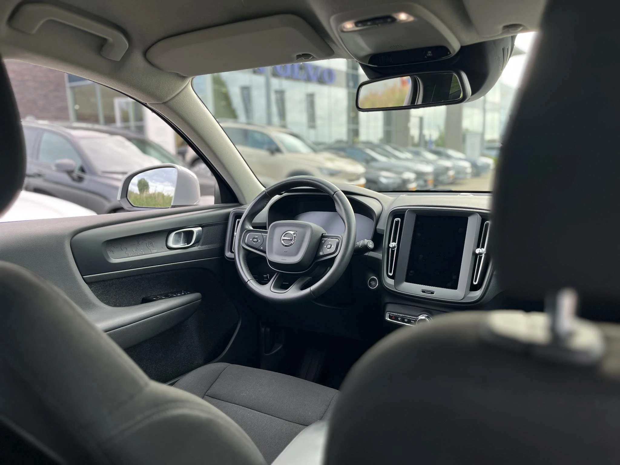 Volvo-XC40-image-9