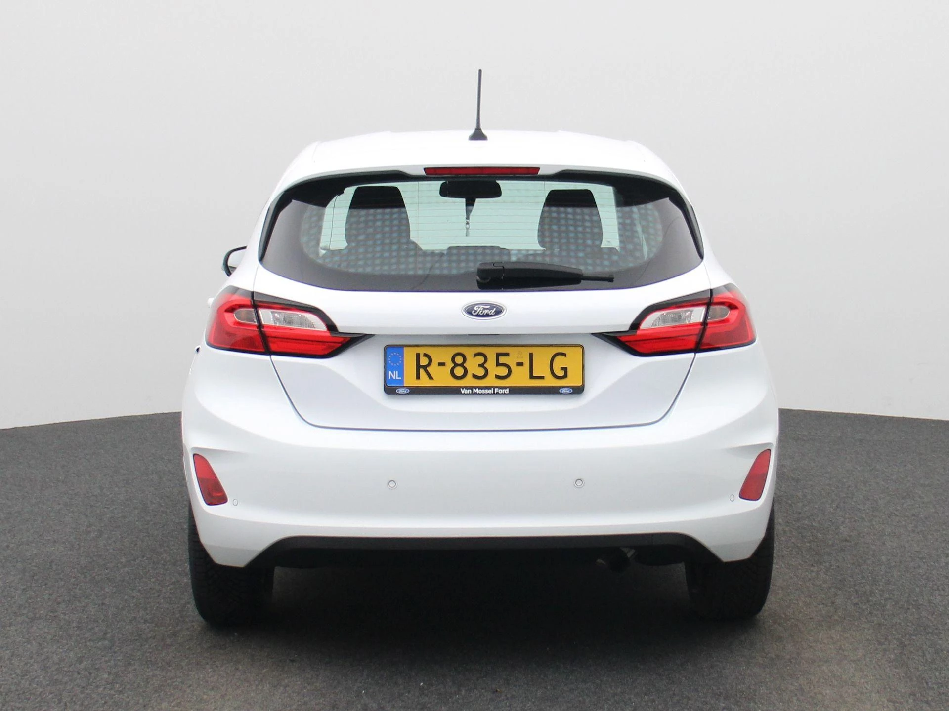 Ford-Fiesta-image-4