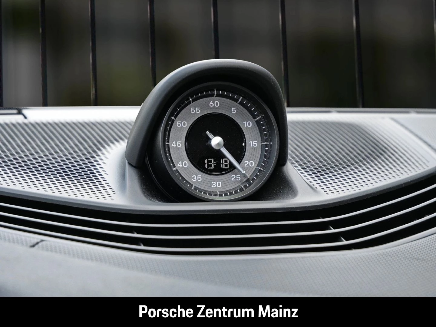 Porsche-Taycan-image-17