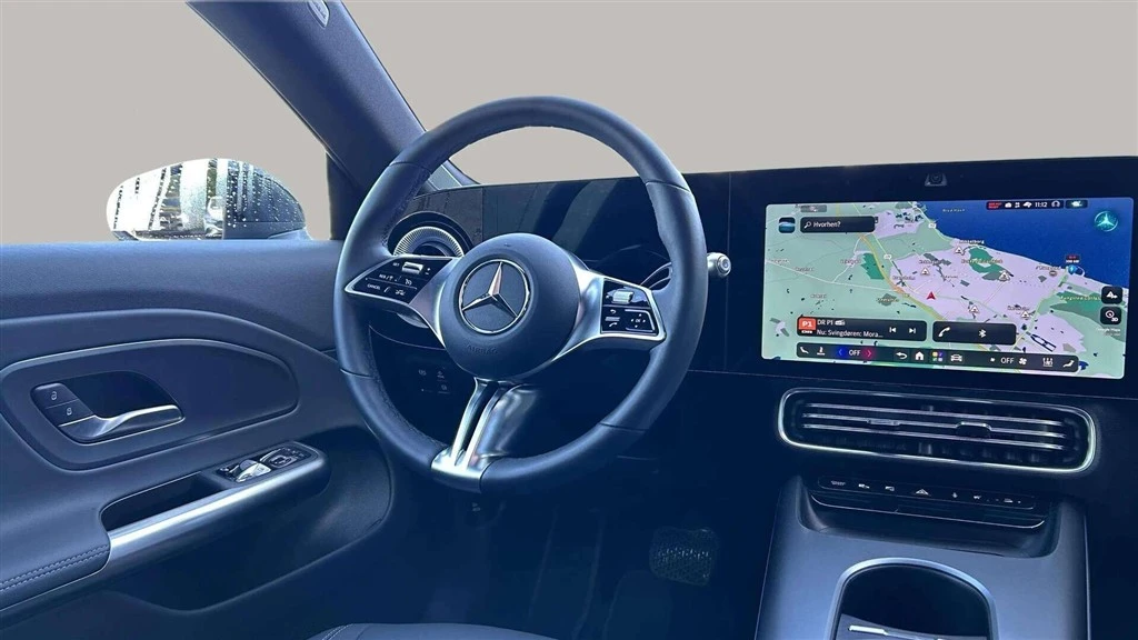 Mercedes-Benz-CLA-image-12