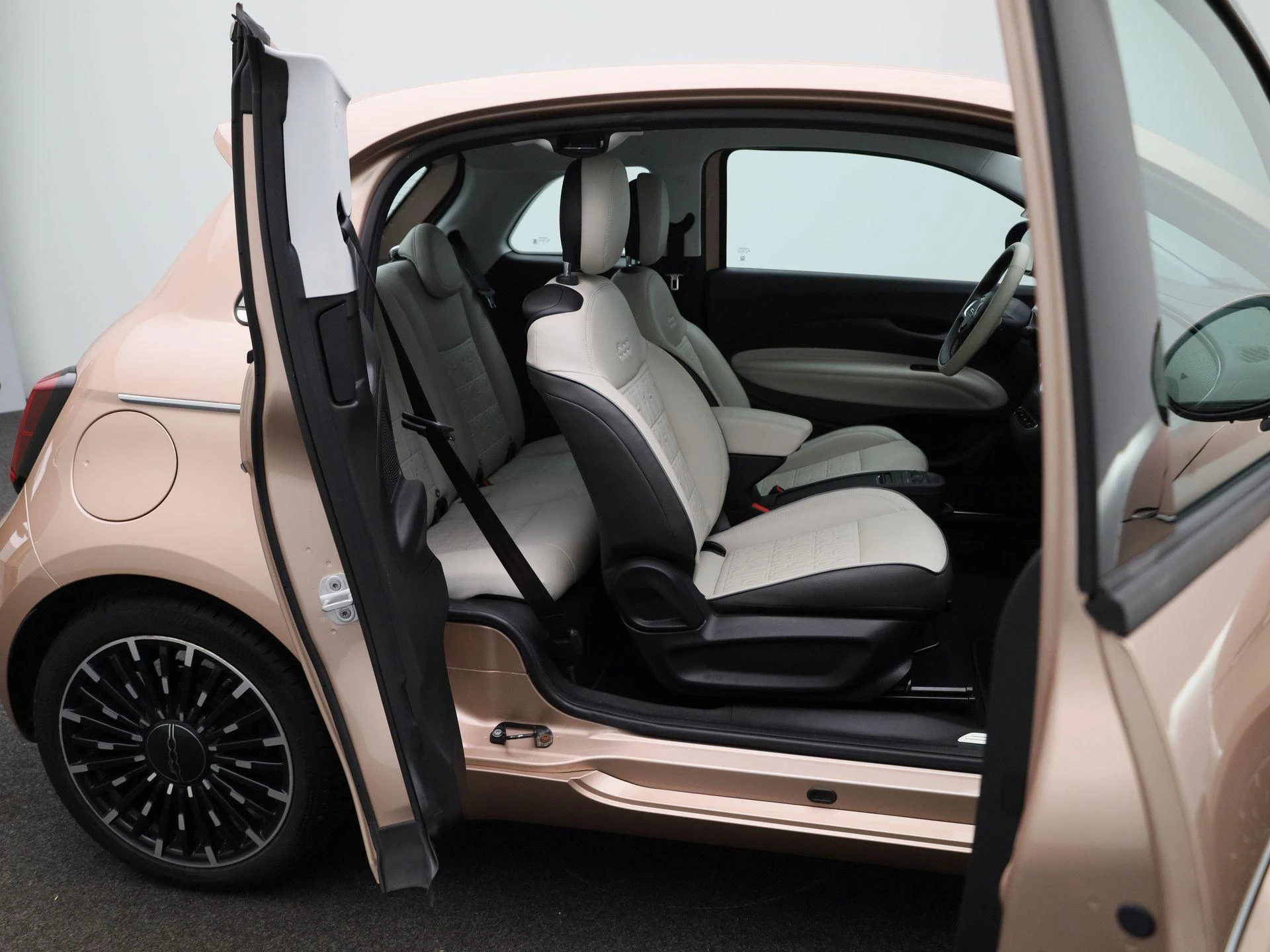Fiat 500 LA PRIMA BY BOCELLI
