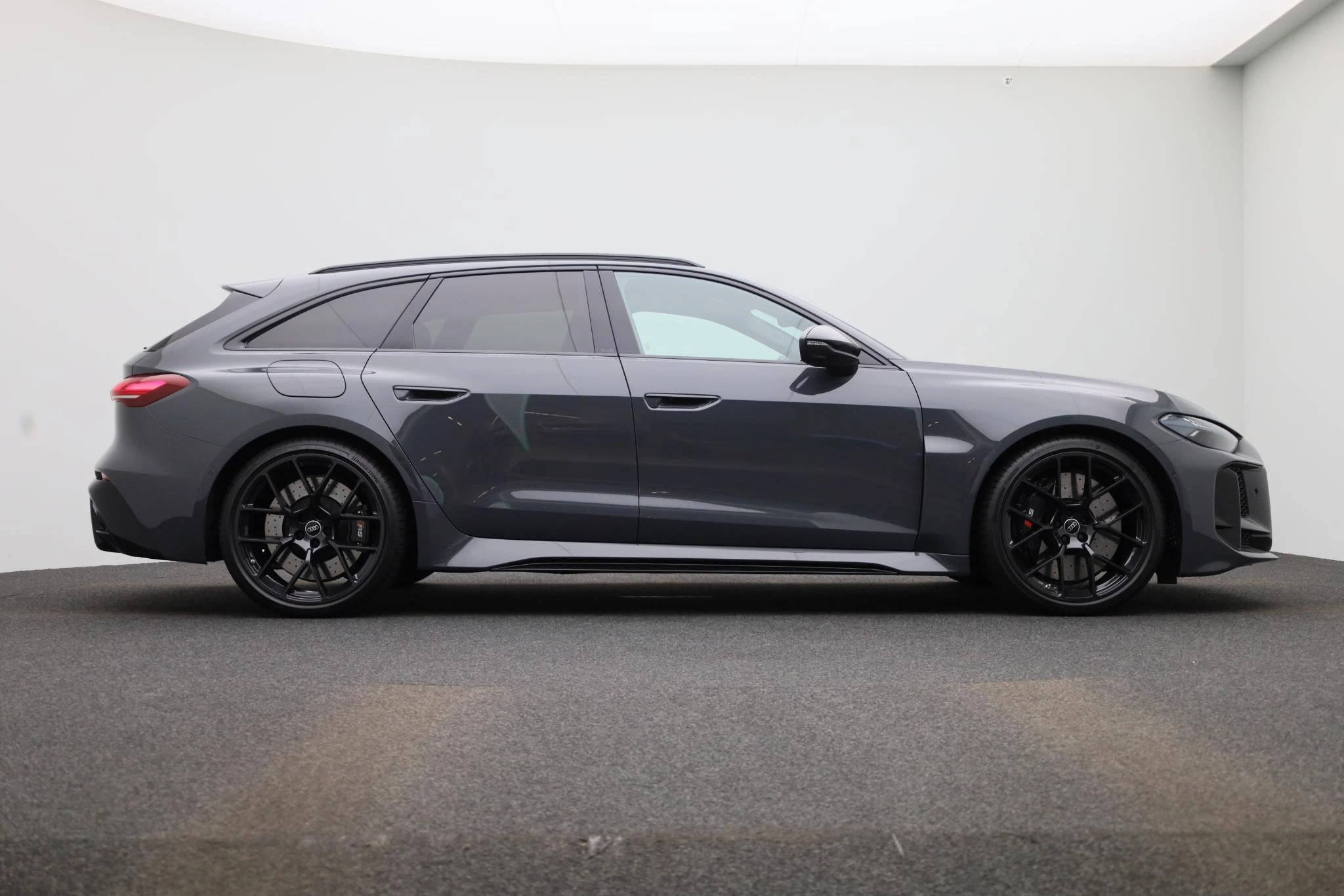 Audi-RS5-image-13