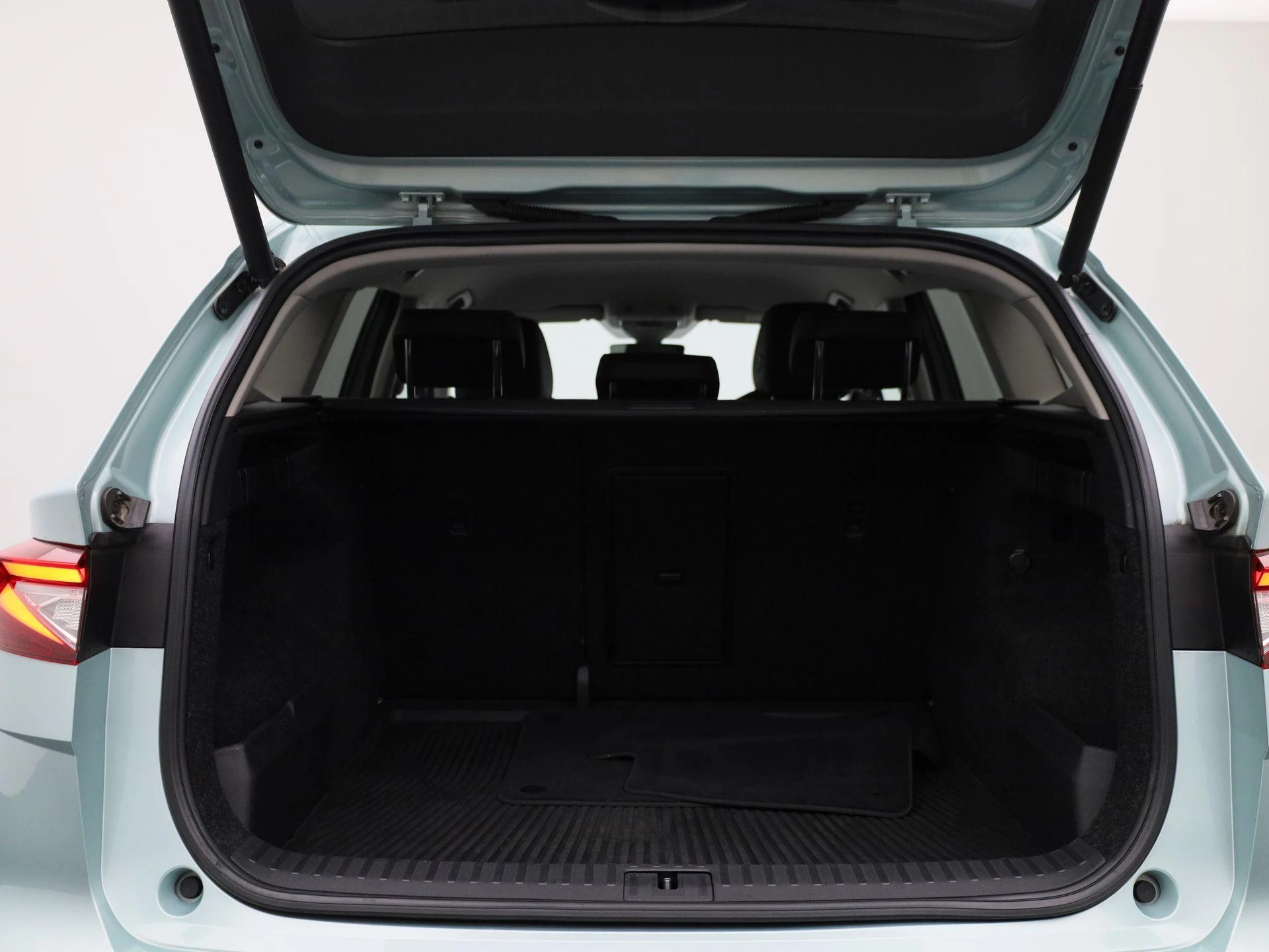 Škoda-Enyaq iV-image-13