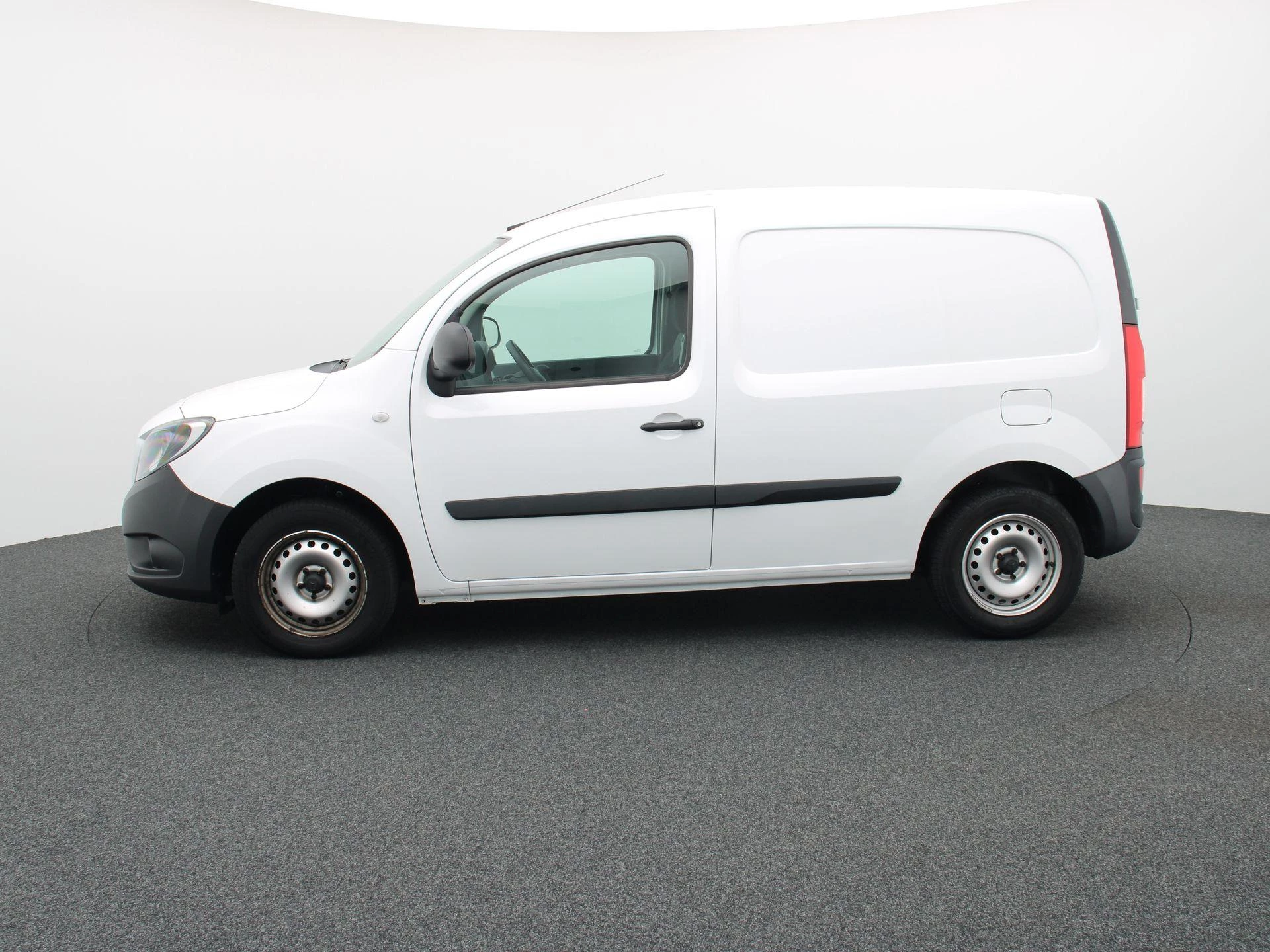 Mercedes-Benz-Citan-image-3