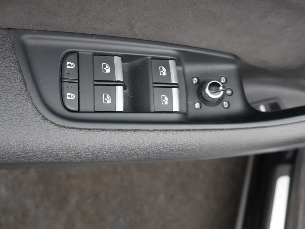 Audi Q7 PHEV 55 TFSie QUATTRO 3X S LINE 394PK *AUTOMAAT*PANODAK*TREKHAAK*LEDER*CAMERA*CRUISE*PDC*...*
