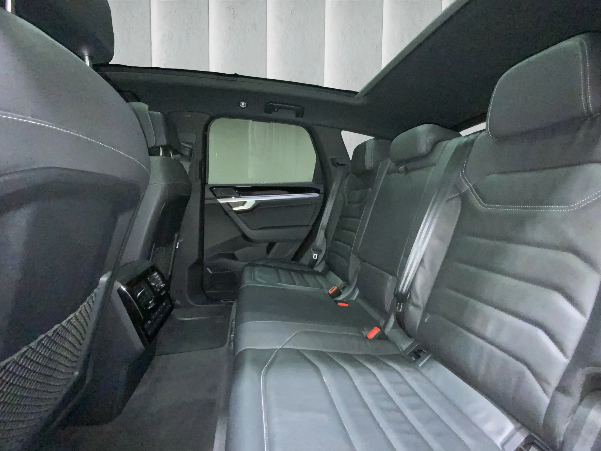 Volkswagen Touareg 4.0 V8 TDI R-Line (EURO 6d-TEMP)