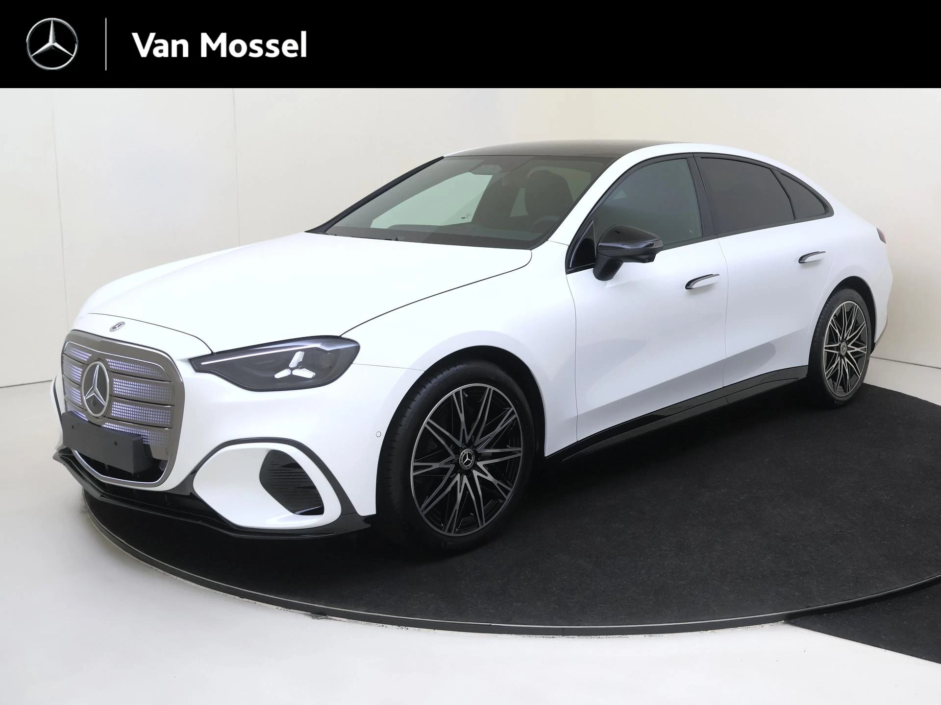 Mercedes-Benz-C-Klasse-image-0