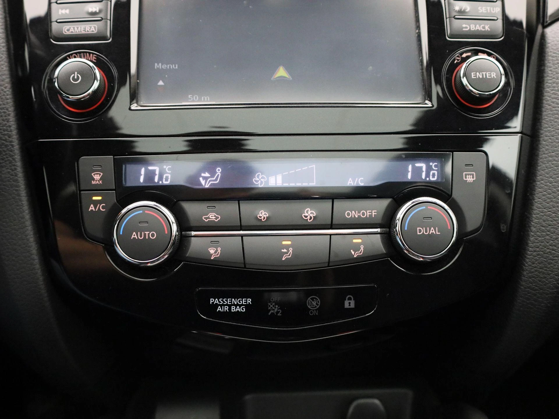 Nissan-QASHQAI-image-16