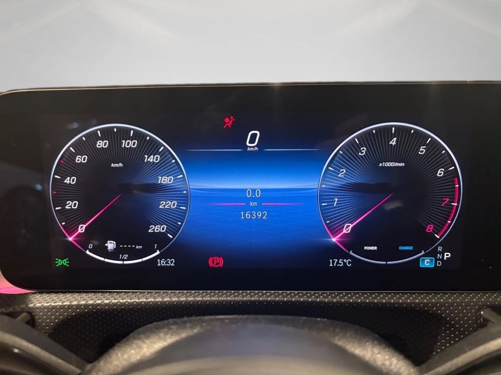 Mercedes-Benz-A-Klasse 200-image-6