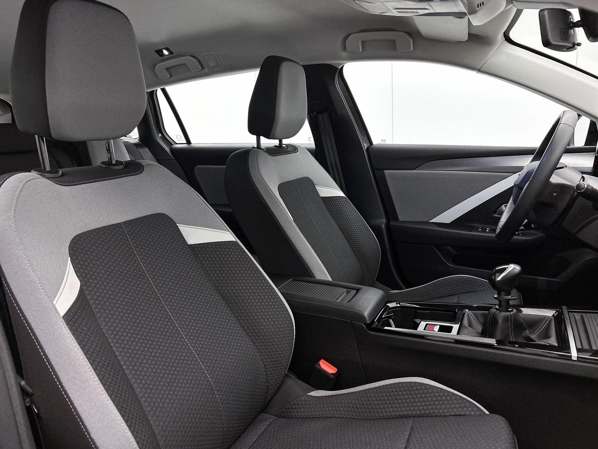 Opel-Astra-image-32