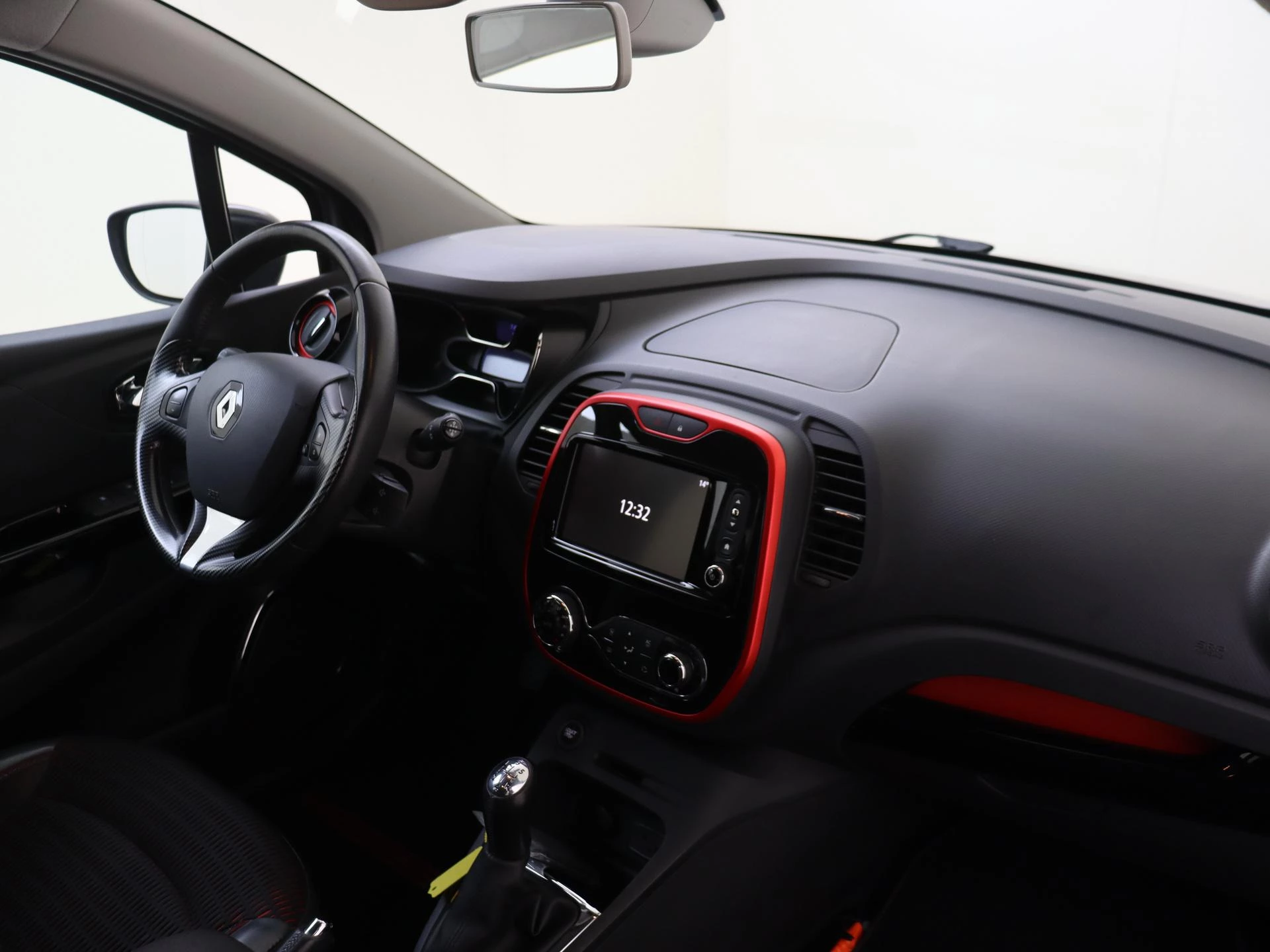 Renault-Captur-image-8