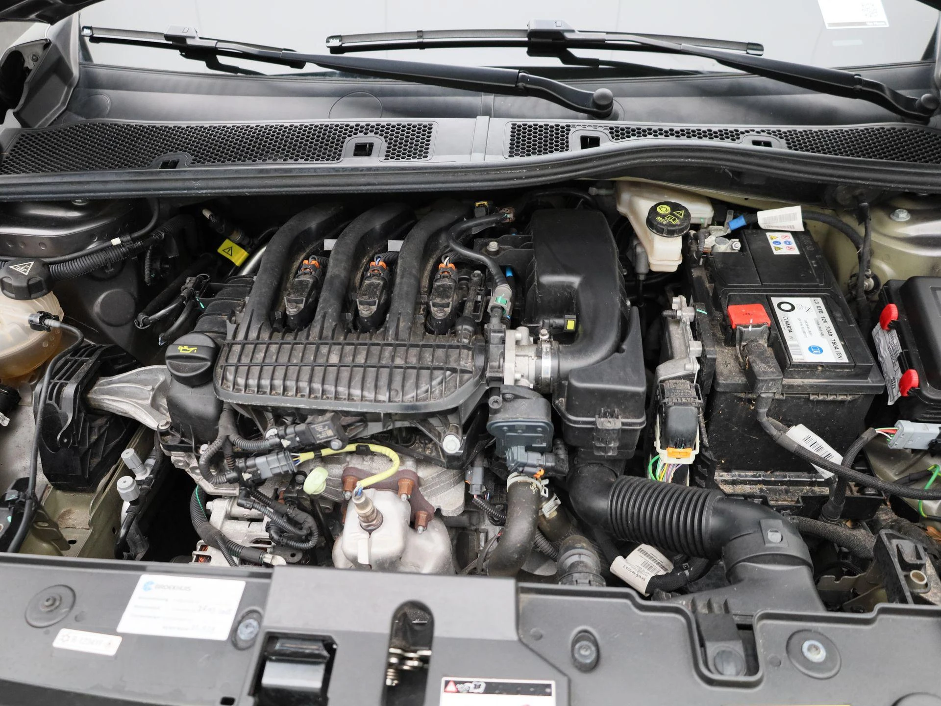 Peugeot-208-image-34