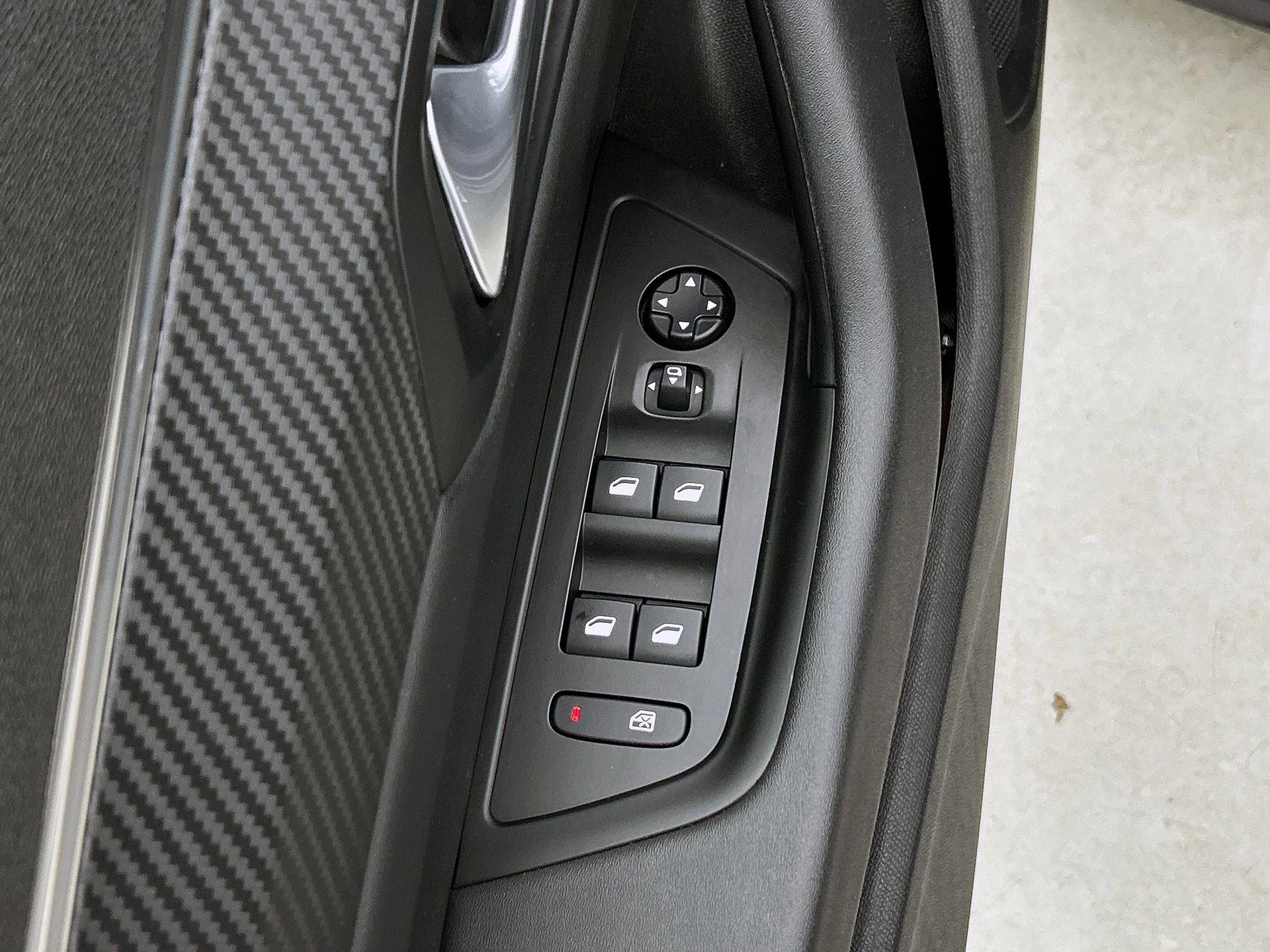 Peugeot-508-image-23