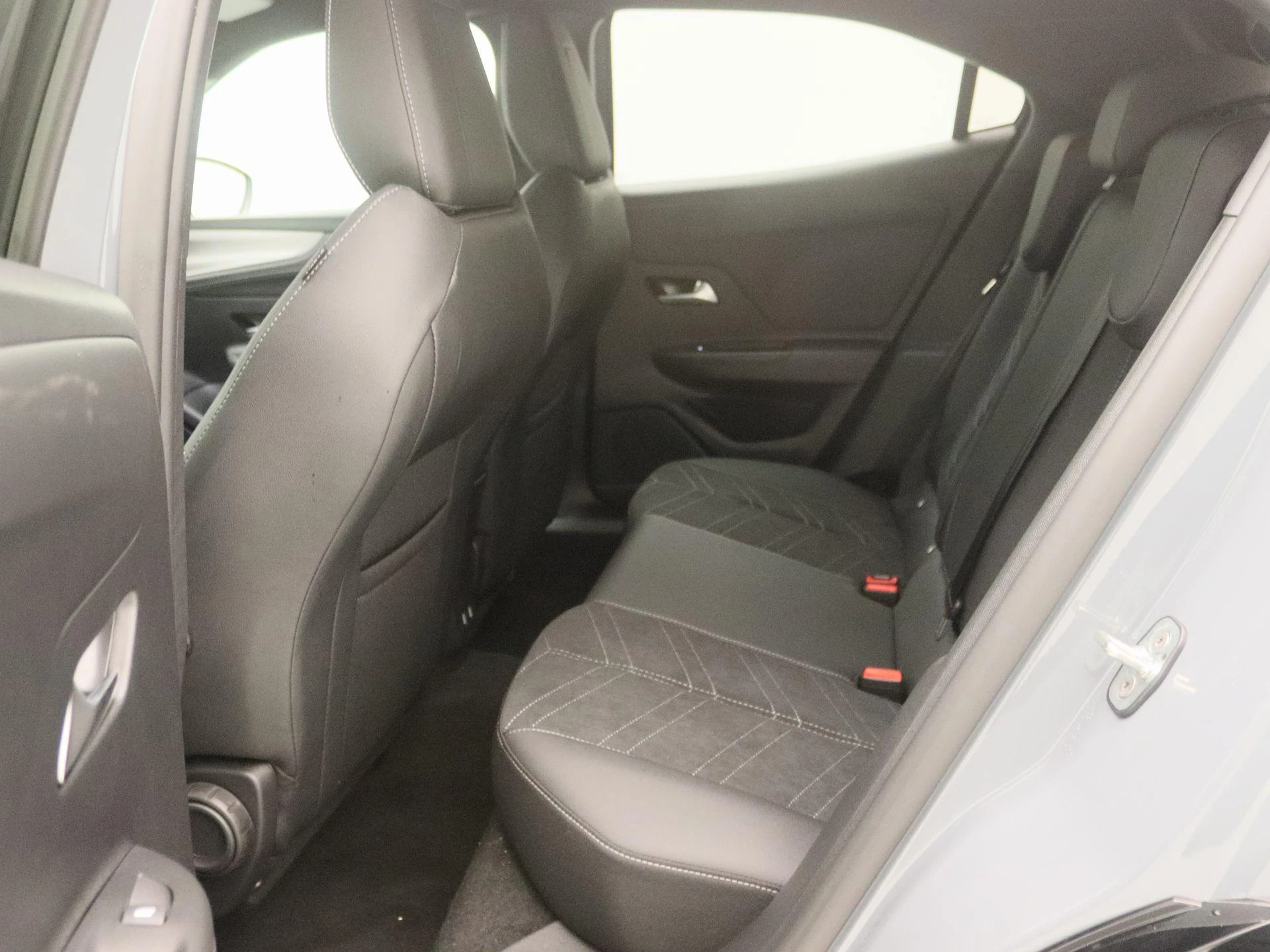 Opel-Mokka-image-12