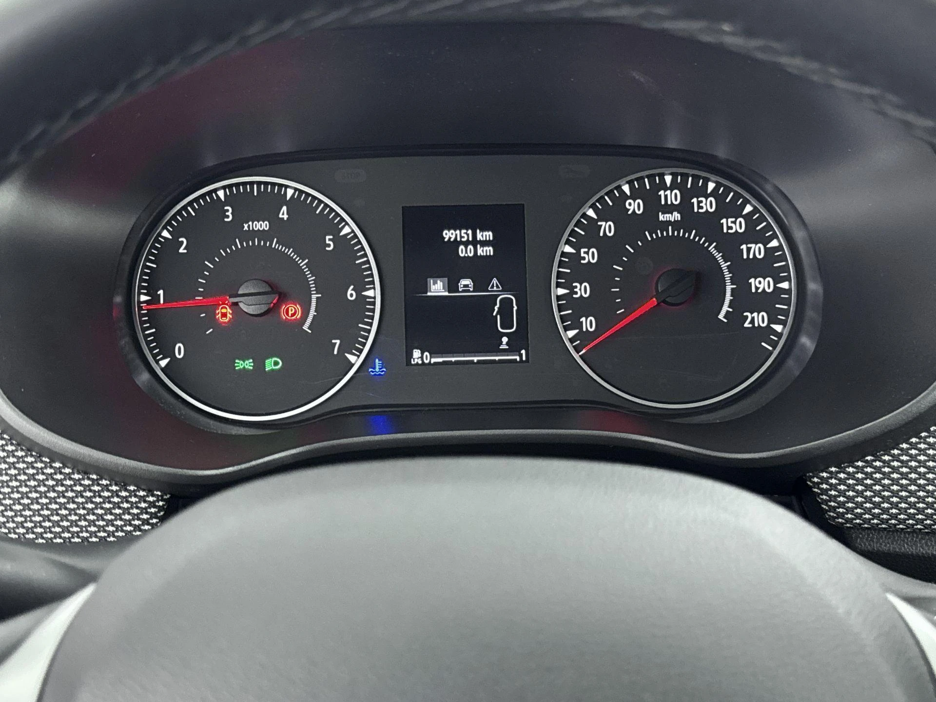 Dacia-Sandero Stepway-image-8