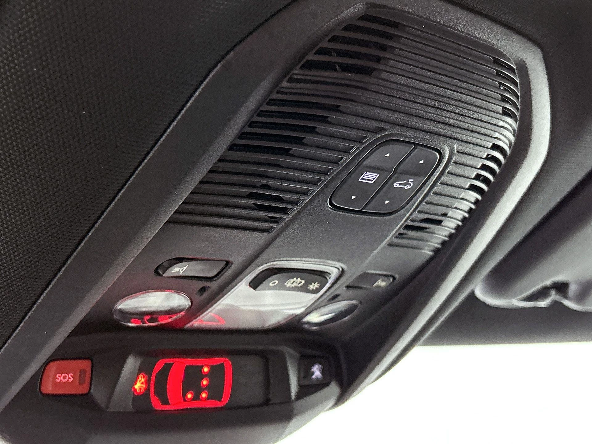 Peugeot-3008-image-16