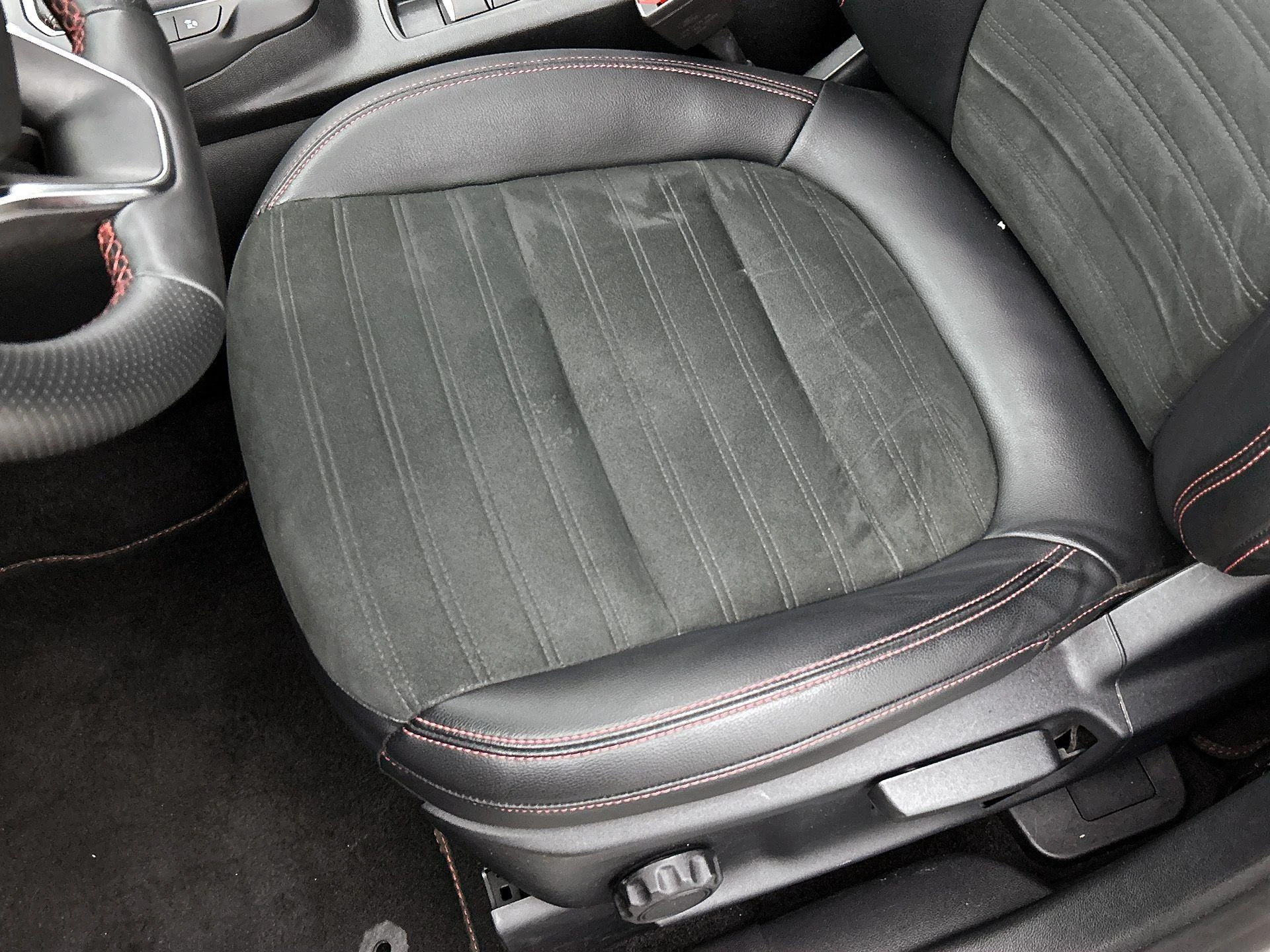 Ford-Kuga-image-19