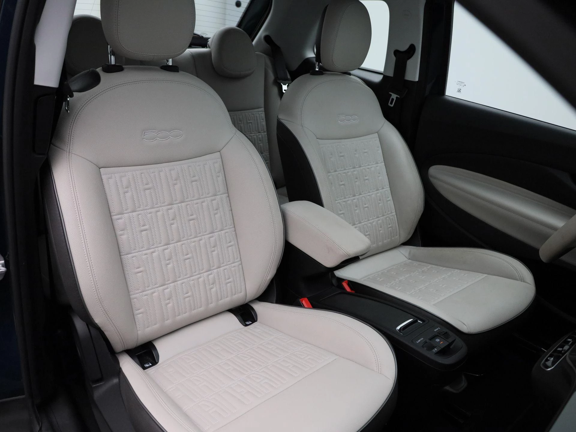 Fiat 500 500e 42 kWh La Prima