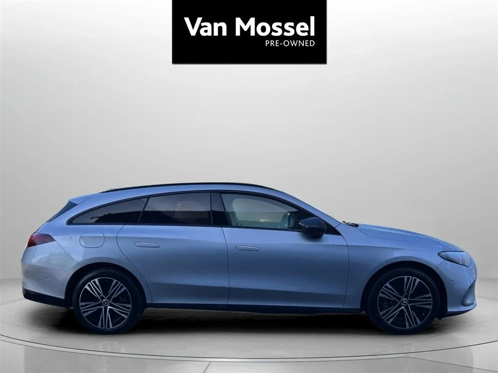 Mercedes-Benz-CLA-image-3