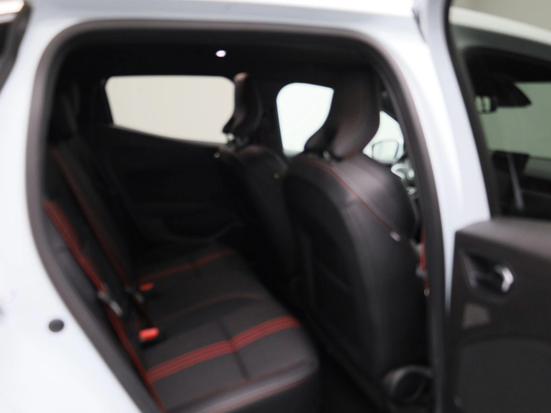 Renault-Clio-image-36
