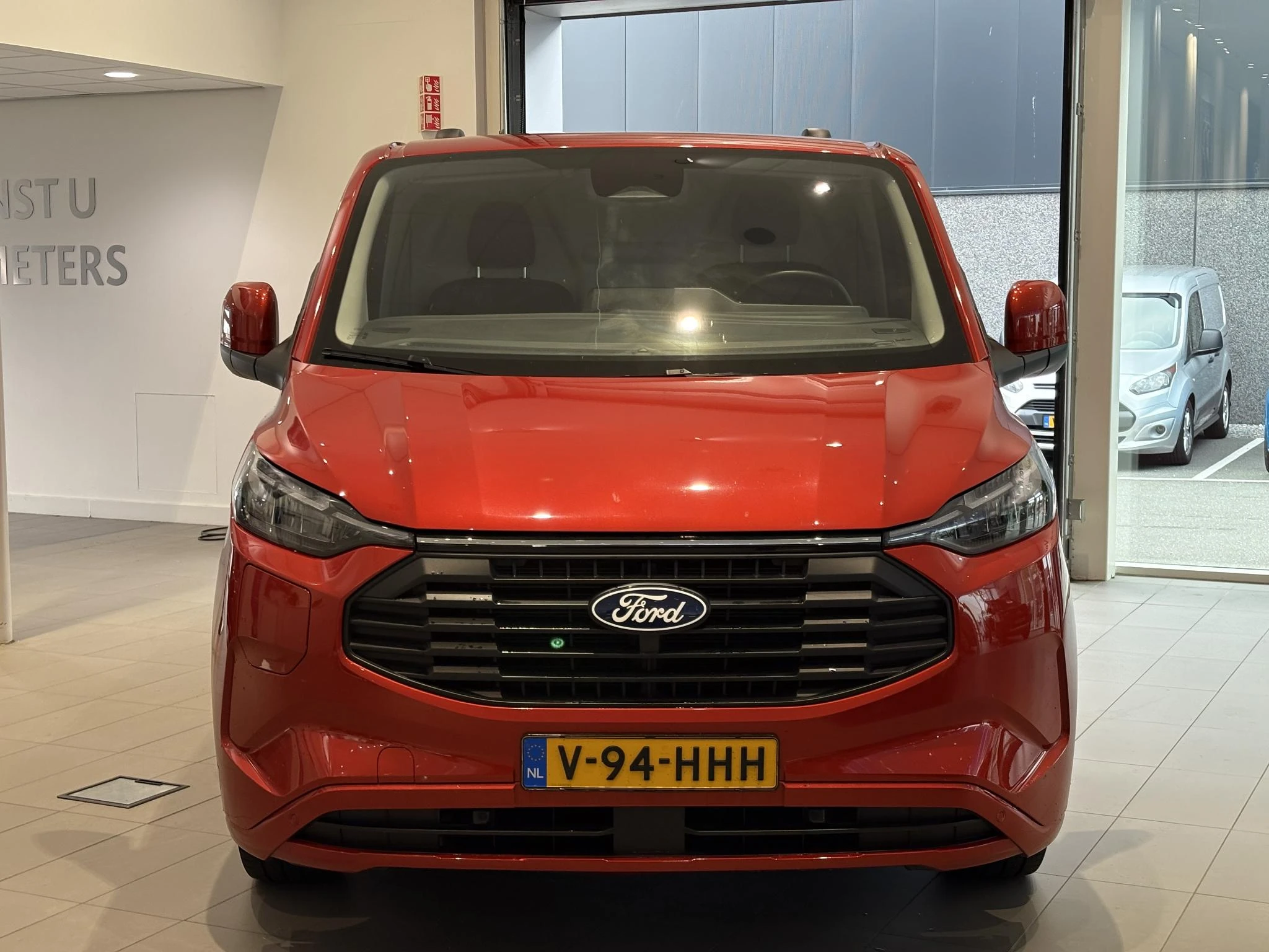 Ford-Transit Custom-image-2