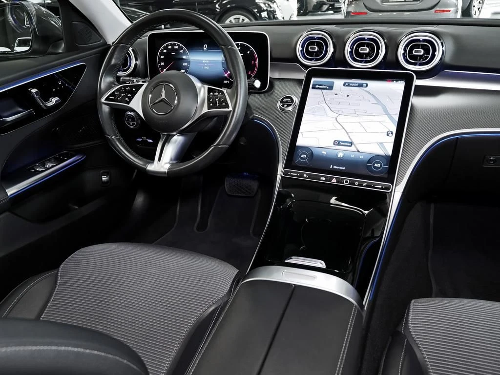 Mercedes-Benz-C-Klasse 220 d-image-9