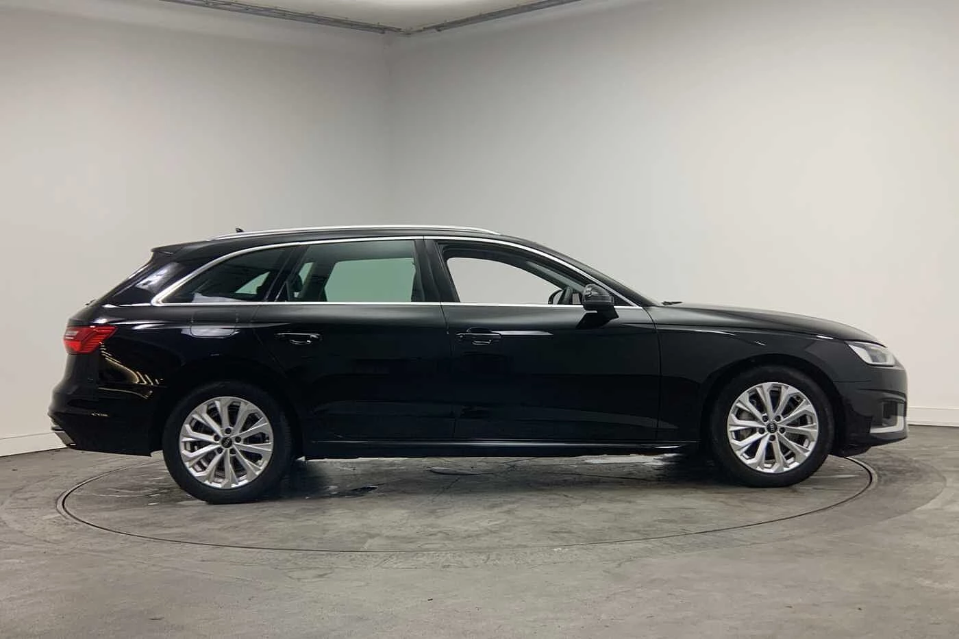Audi-A4-image-3