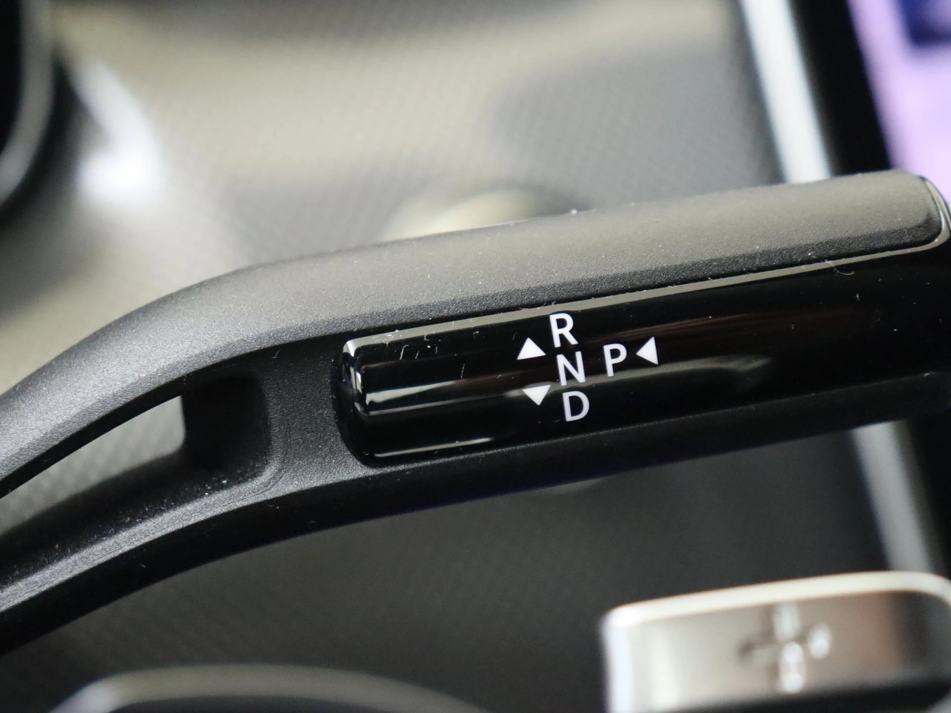 Mercedes-Benz-C-Klasse-image-18