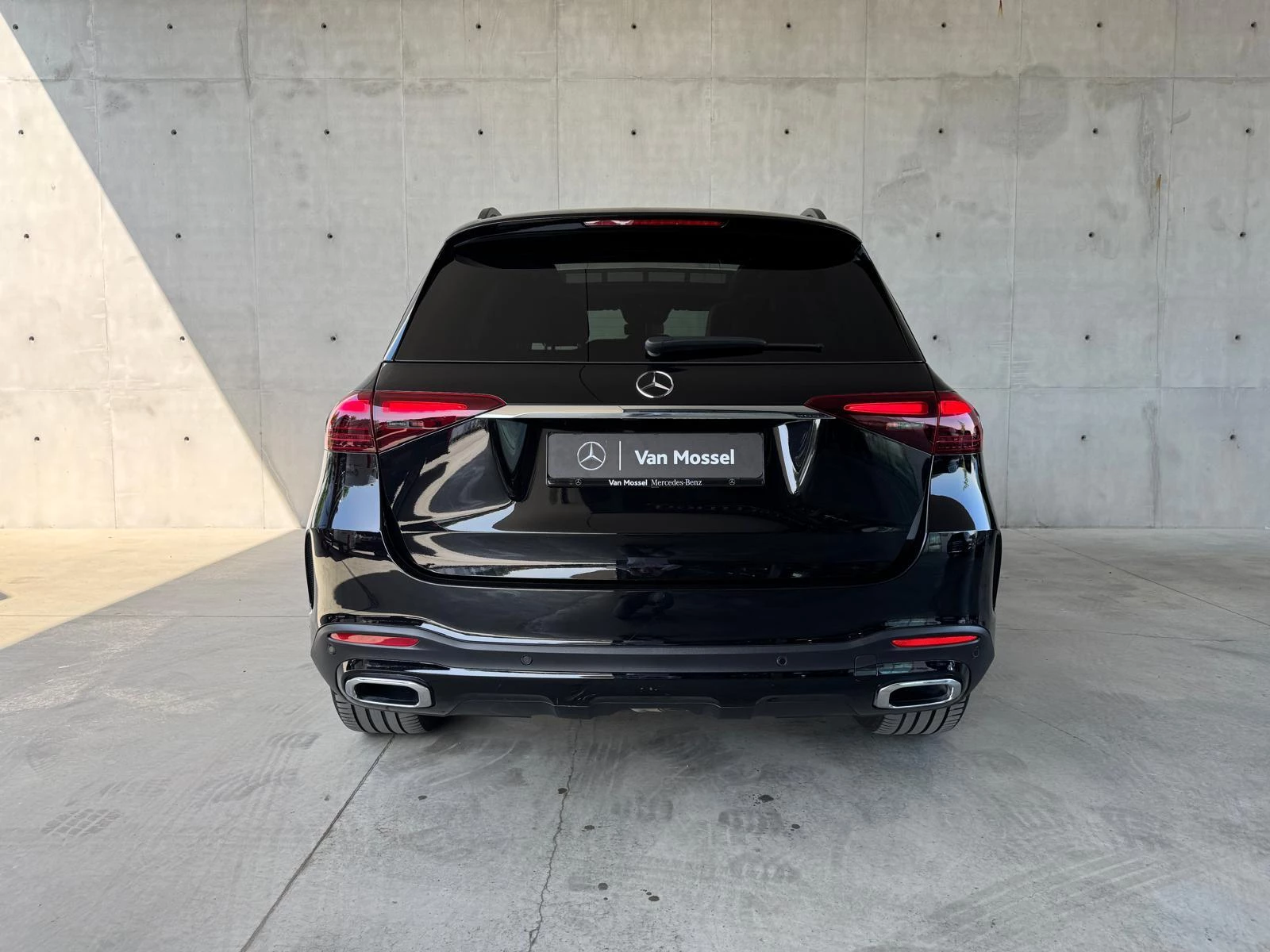 Mercedes-Benz-GLE-image-4