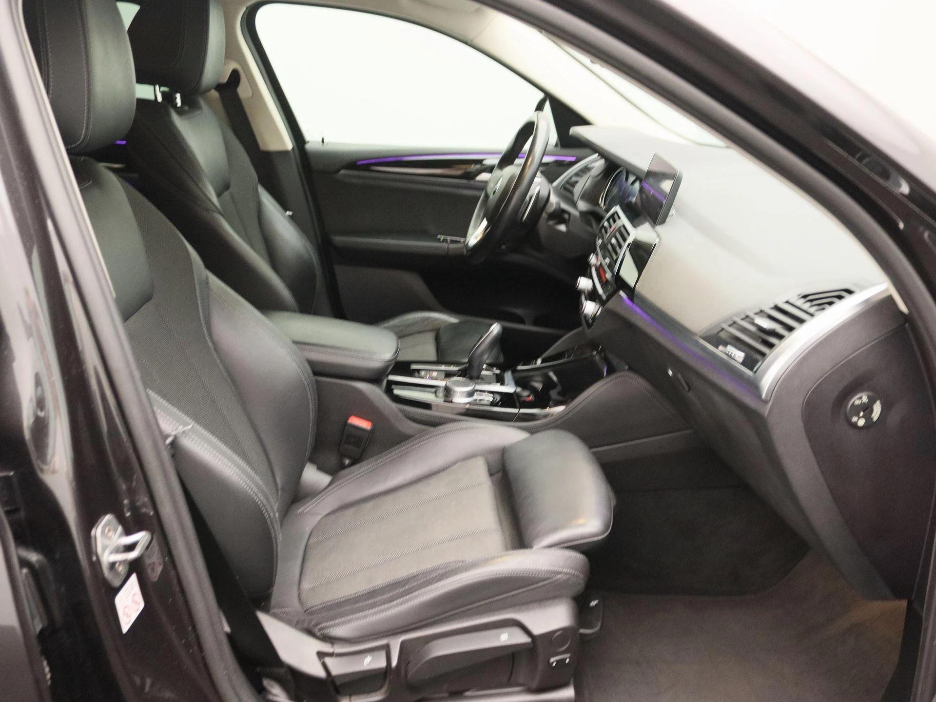 BMW-X4-image-27