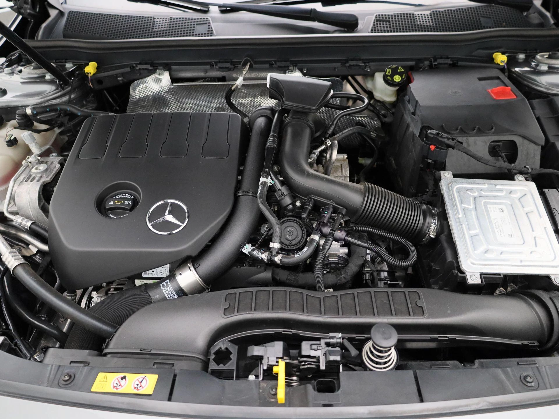 Mercedes-Benz A-Klasse Limousine 180 AMG Line