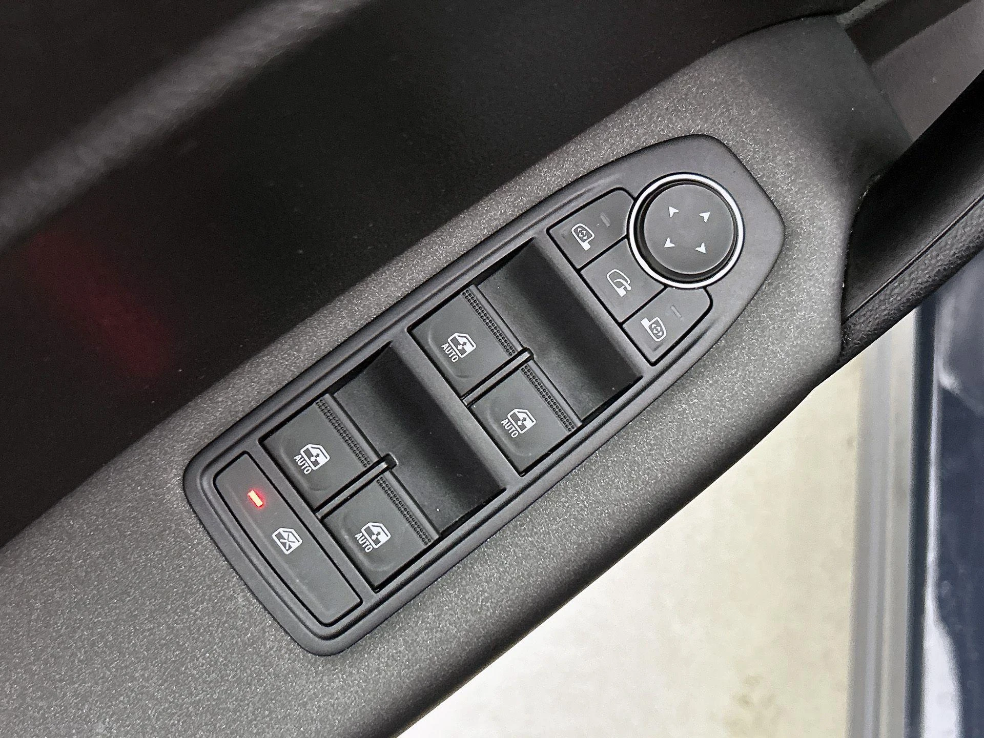 Renault-Captur-image-26