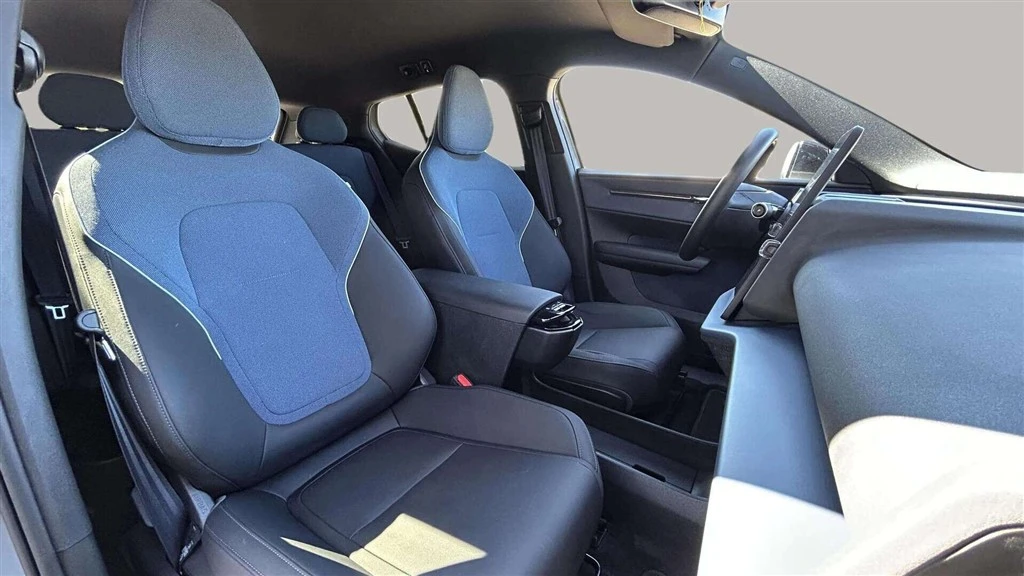 Volvo-EX30-image-19