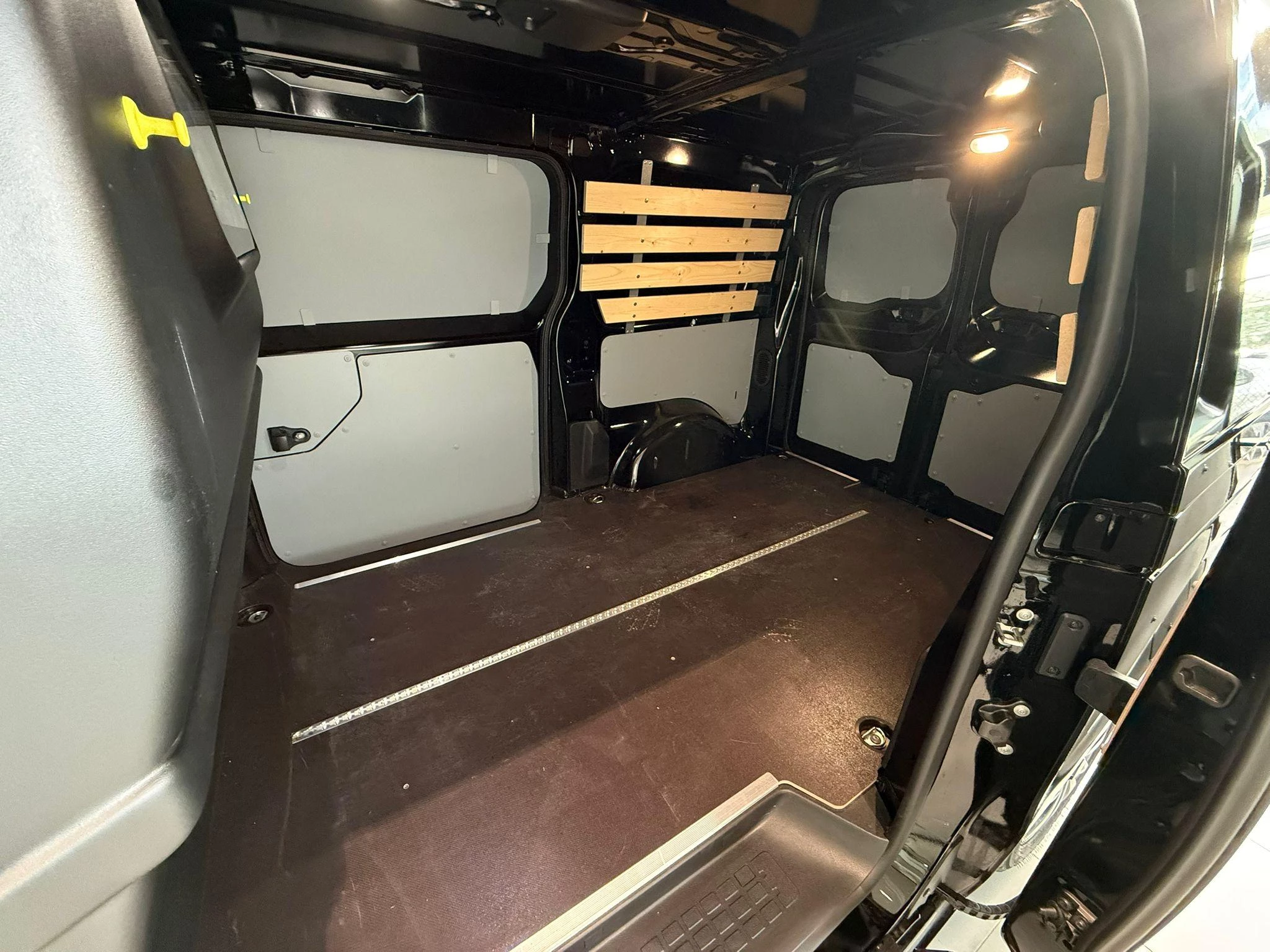 Peugeot Expert Standard L2 2.0 BlueHDi 180 EAT8