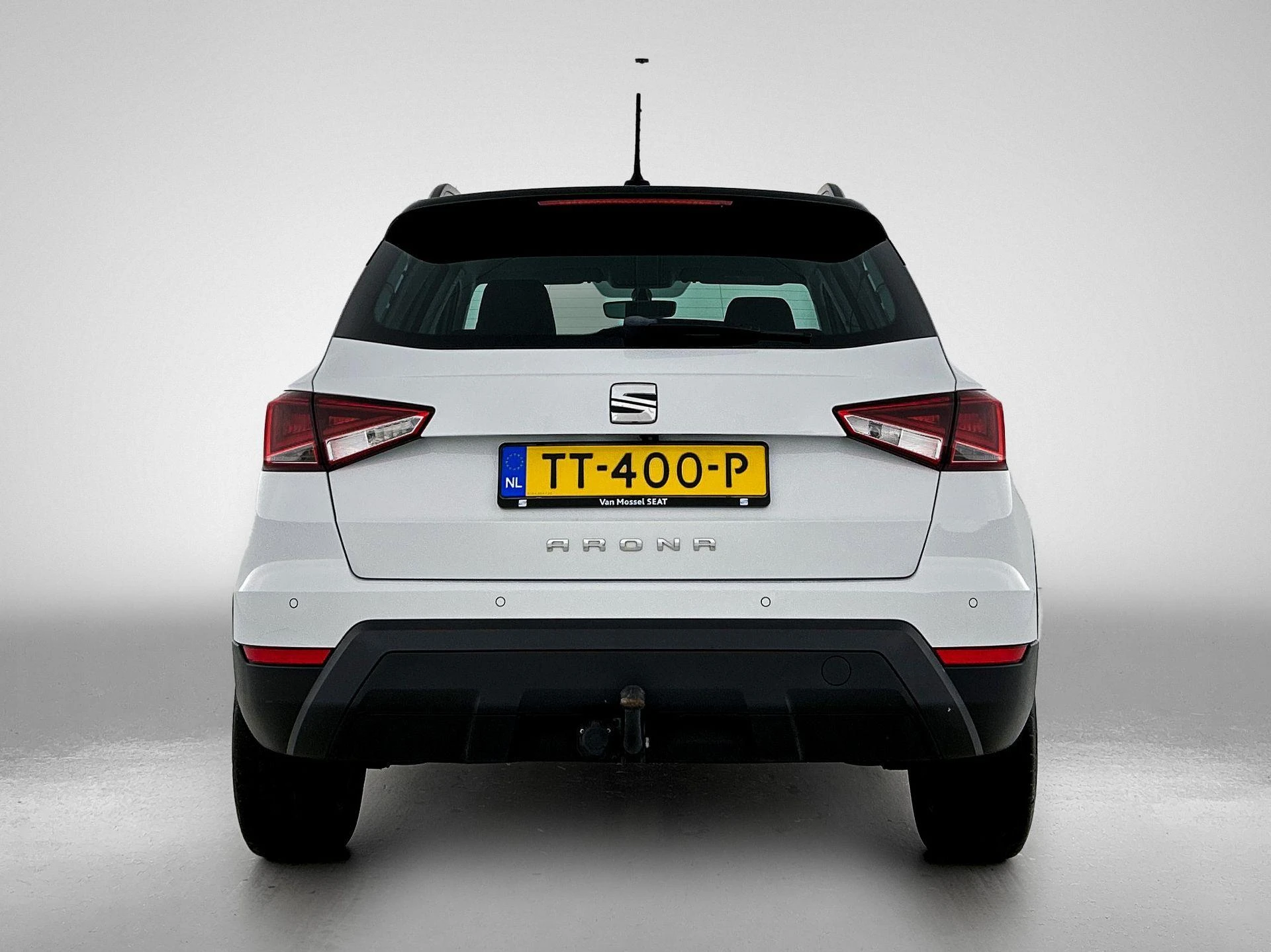 SEAT-Arona-image-2