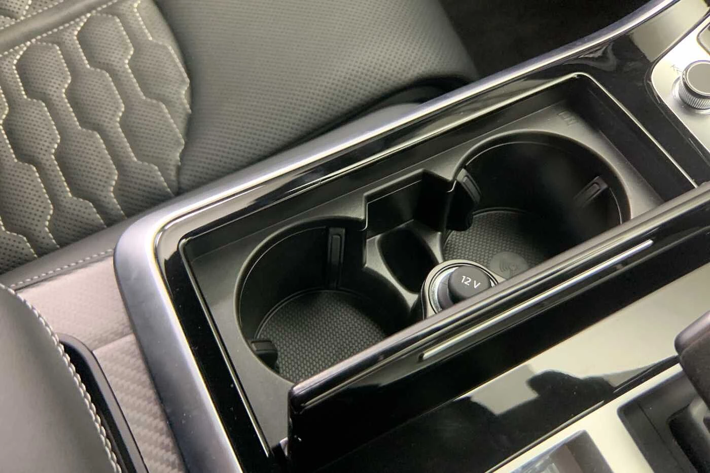 Audi-RSQ8-image-18