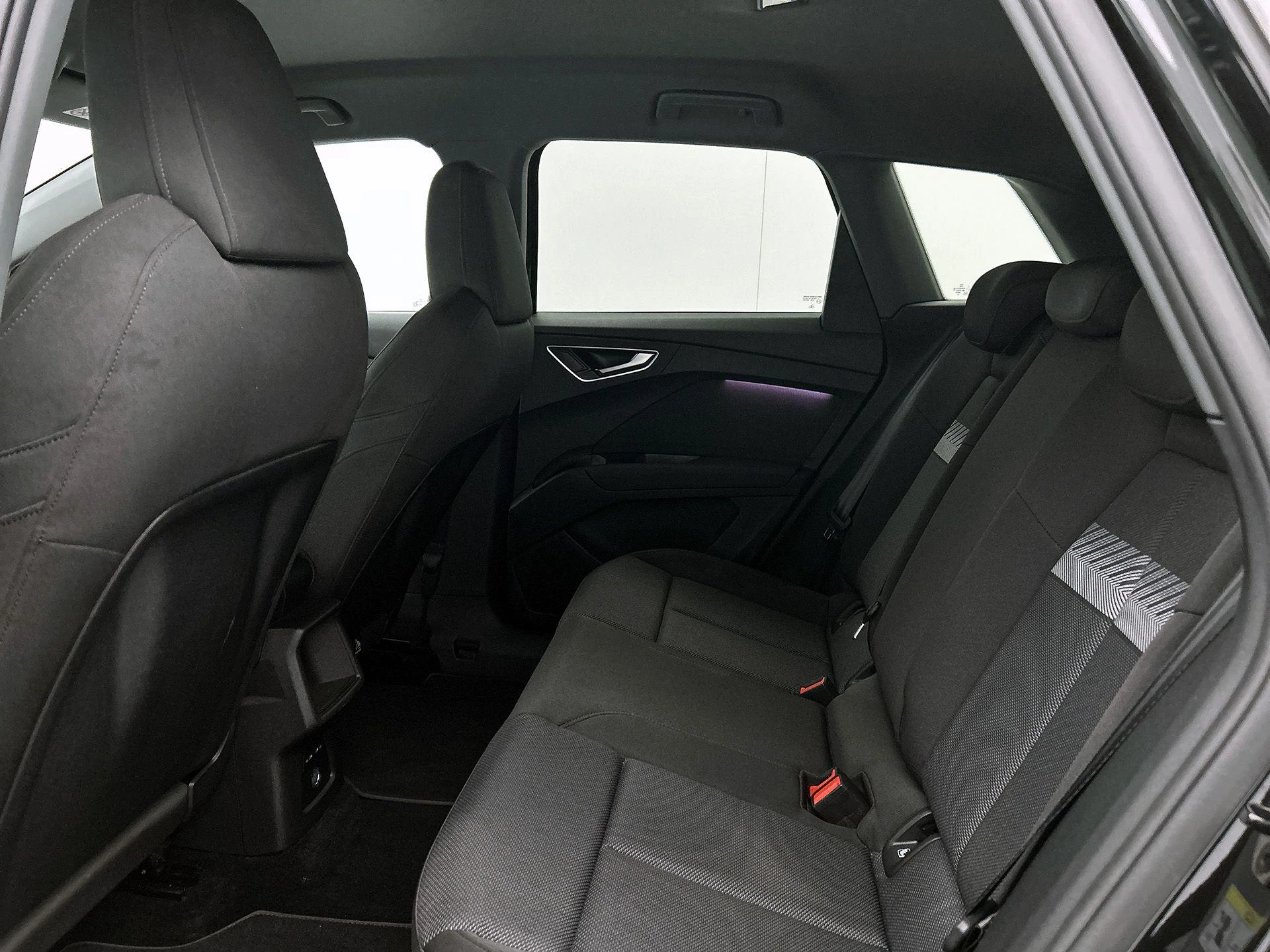 Audi-Q4 e-tron-image-25
